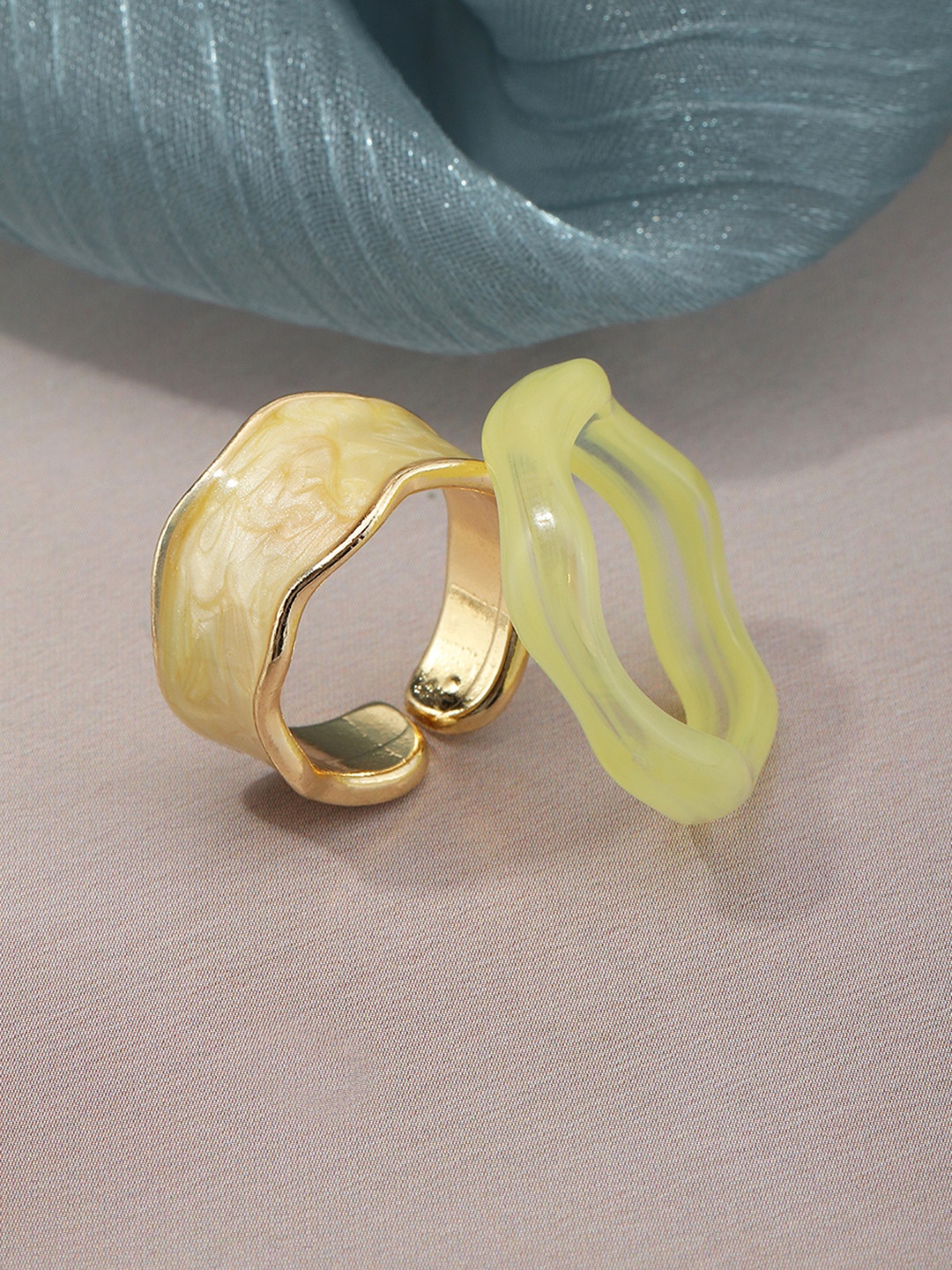 

URBANIC Women Set of 2 Gold-Plated Yellow Finger Rings