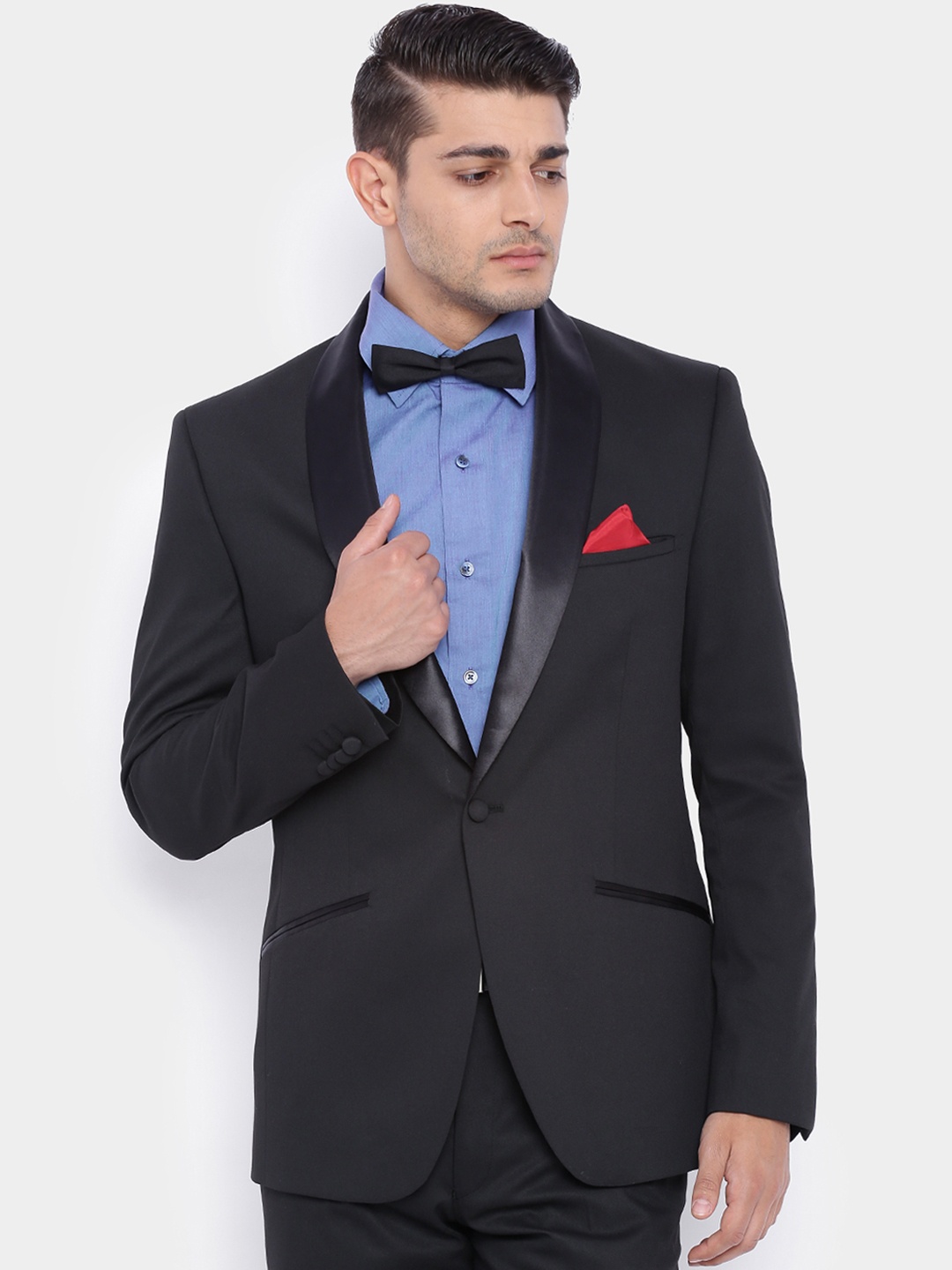 

SUITLTD Black Regular Fit Single-Breasted Blazer