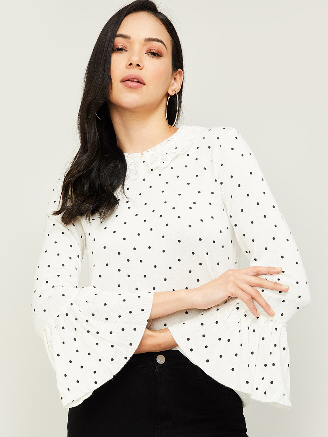 

Bossini Off White Peter Pan Collar Regular Top