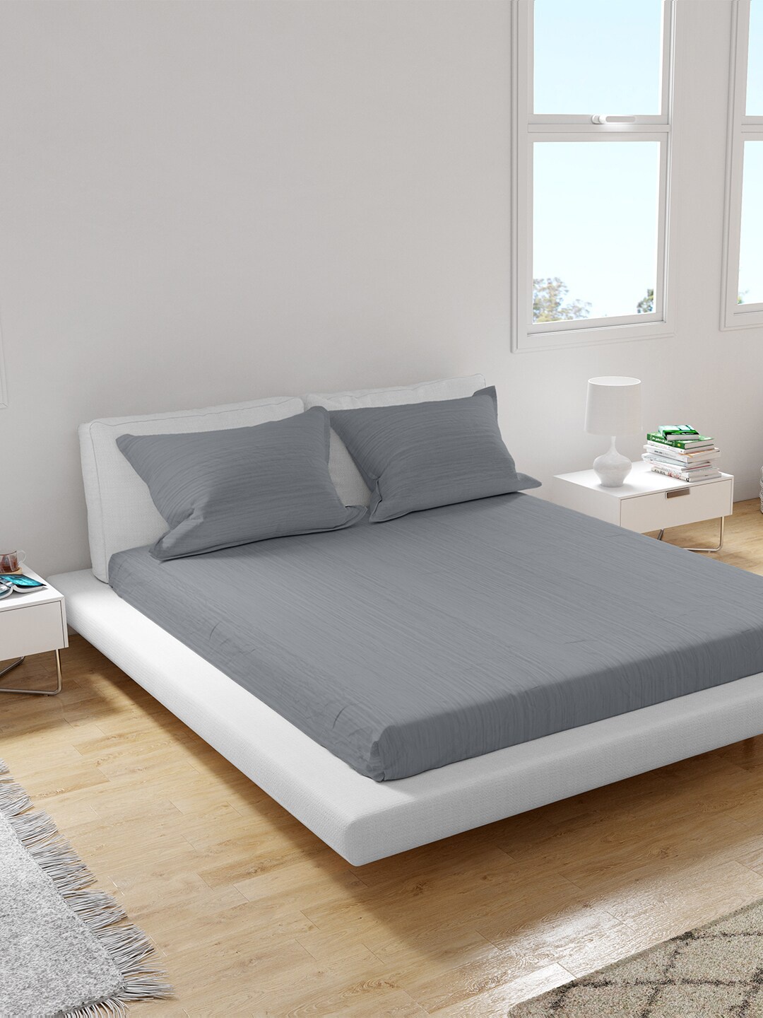 

Himeya Grey Striped 300 TC King Bedsheet with 2 Pillow Covers