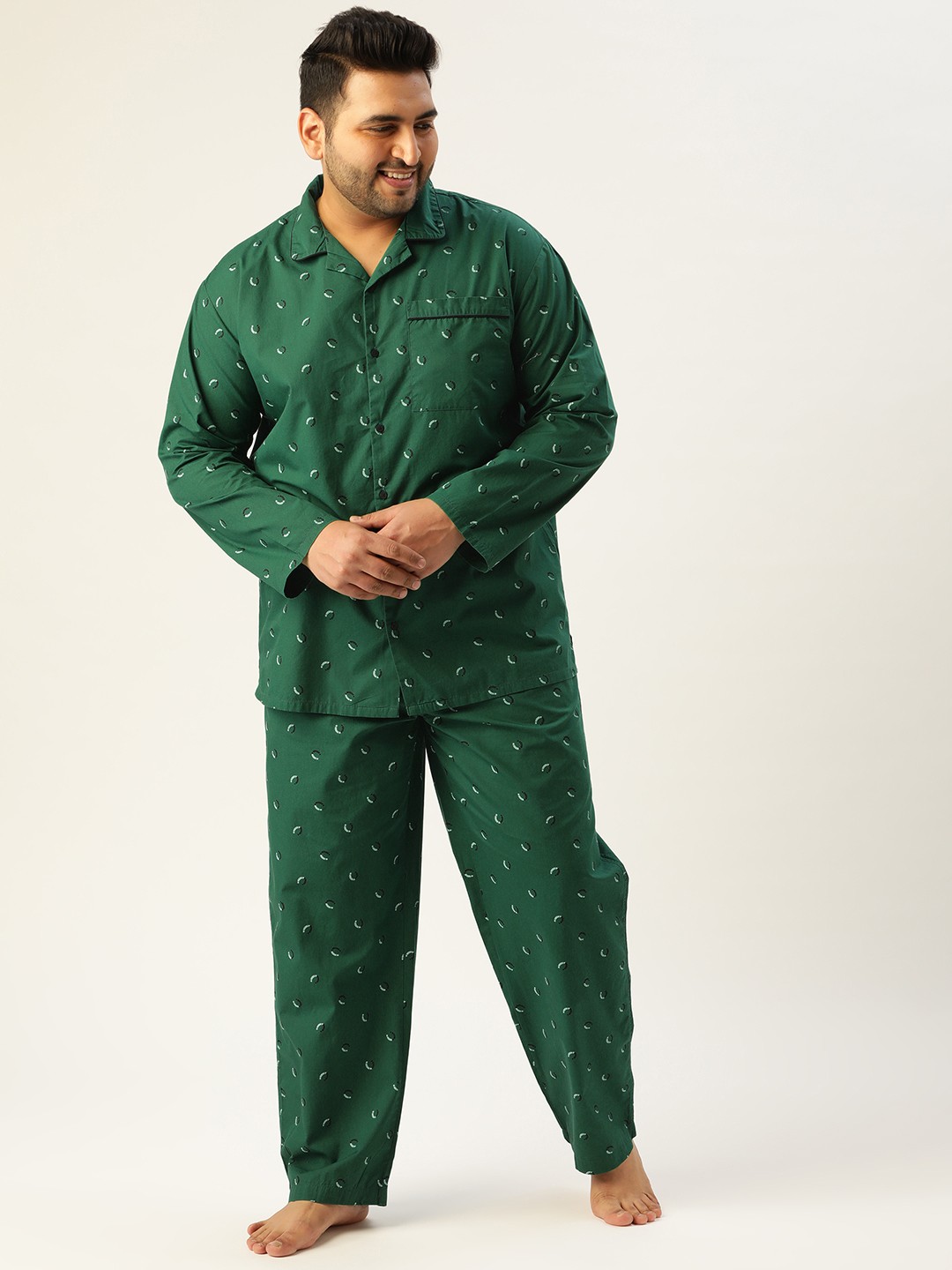 

Bene Kleed Plus Green Conversation Print Cotton N9 Silver Anti Bacterial Pyjama Set