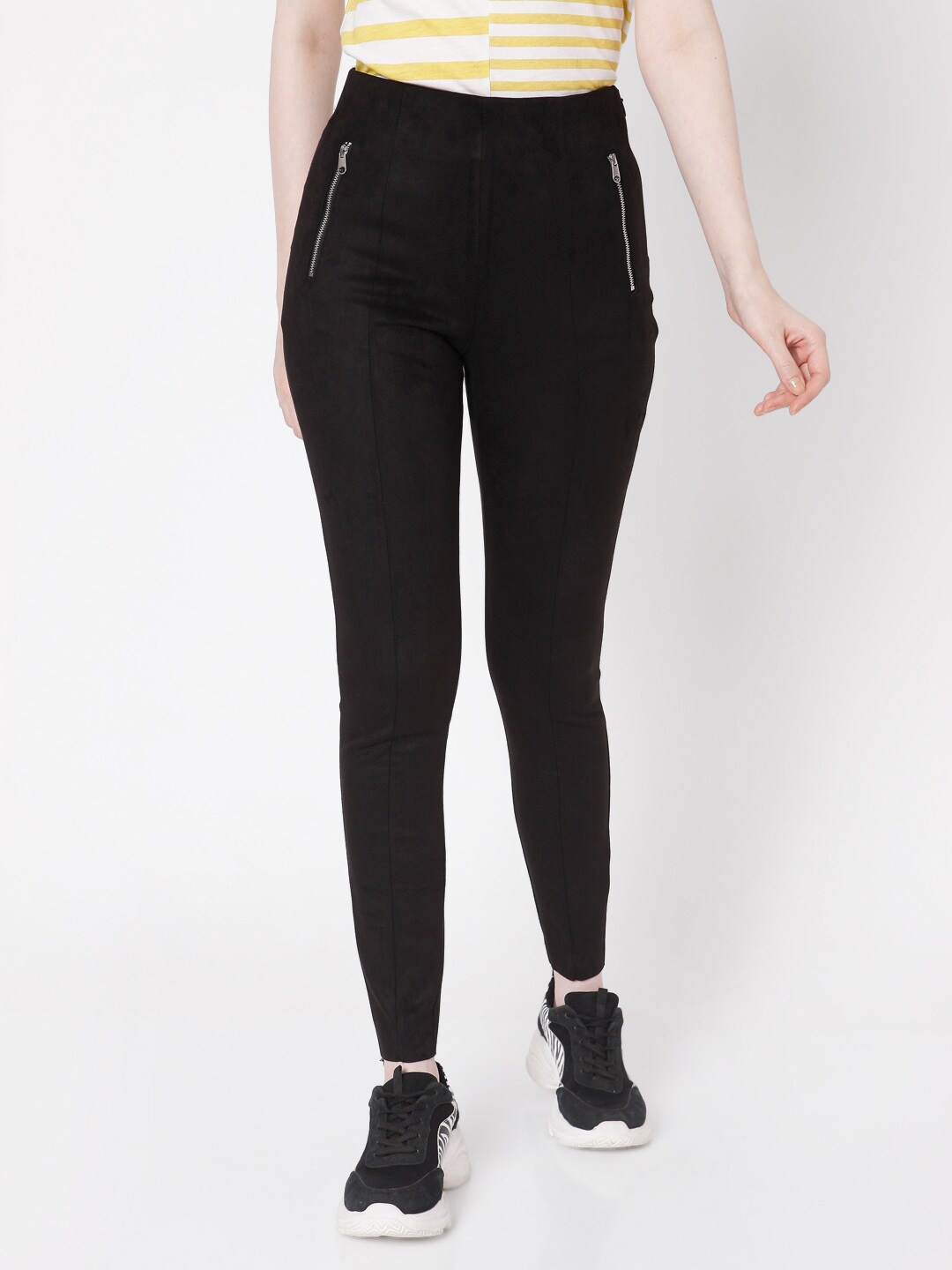 

Vero Moda Women Black Solid Skinny-Fit Treggings