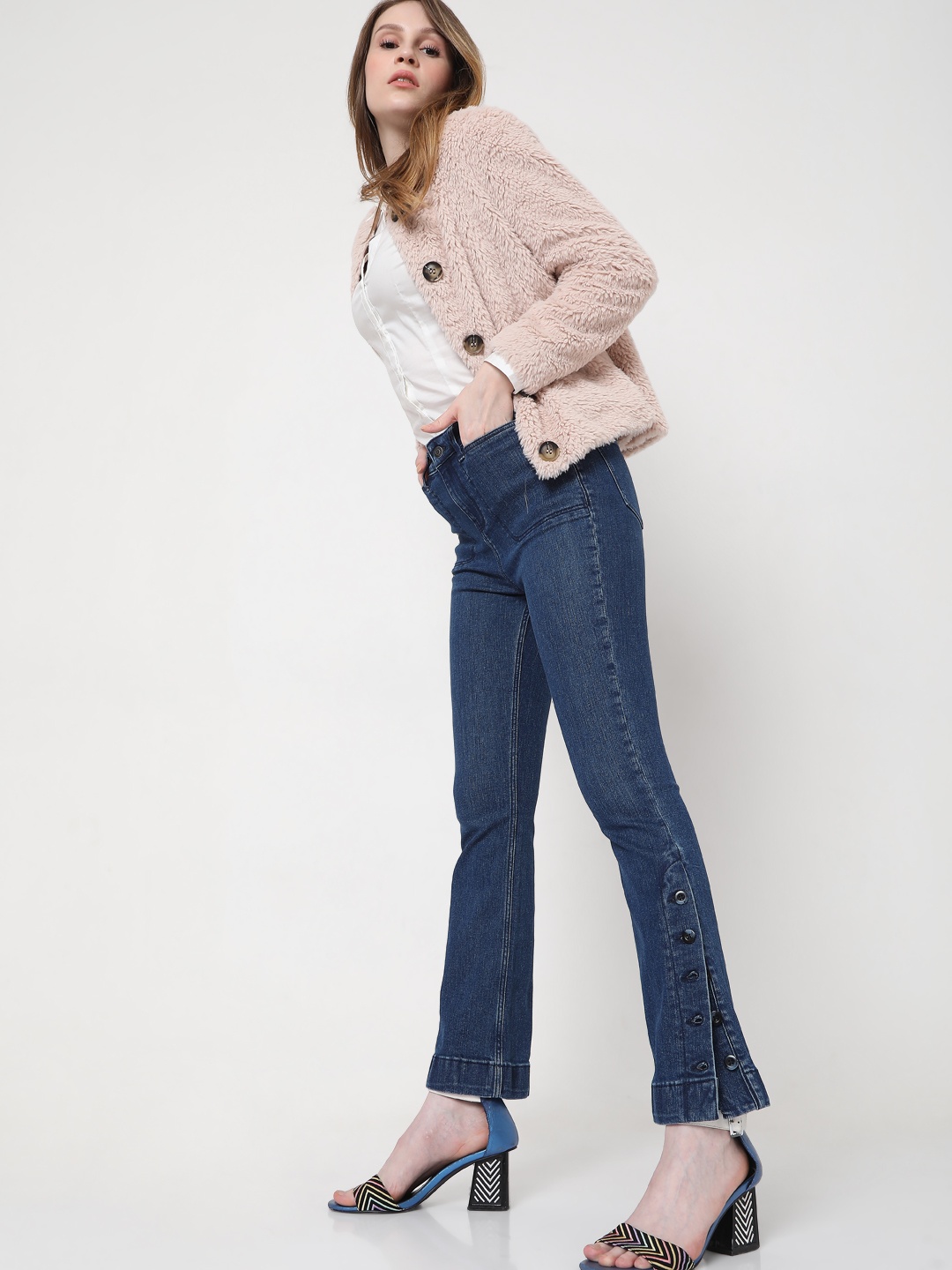 

Vero Moda Women Blue Flared High-Rise Jeans