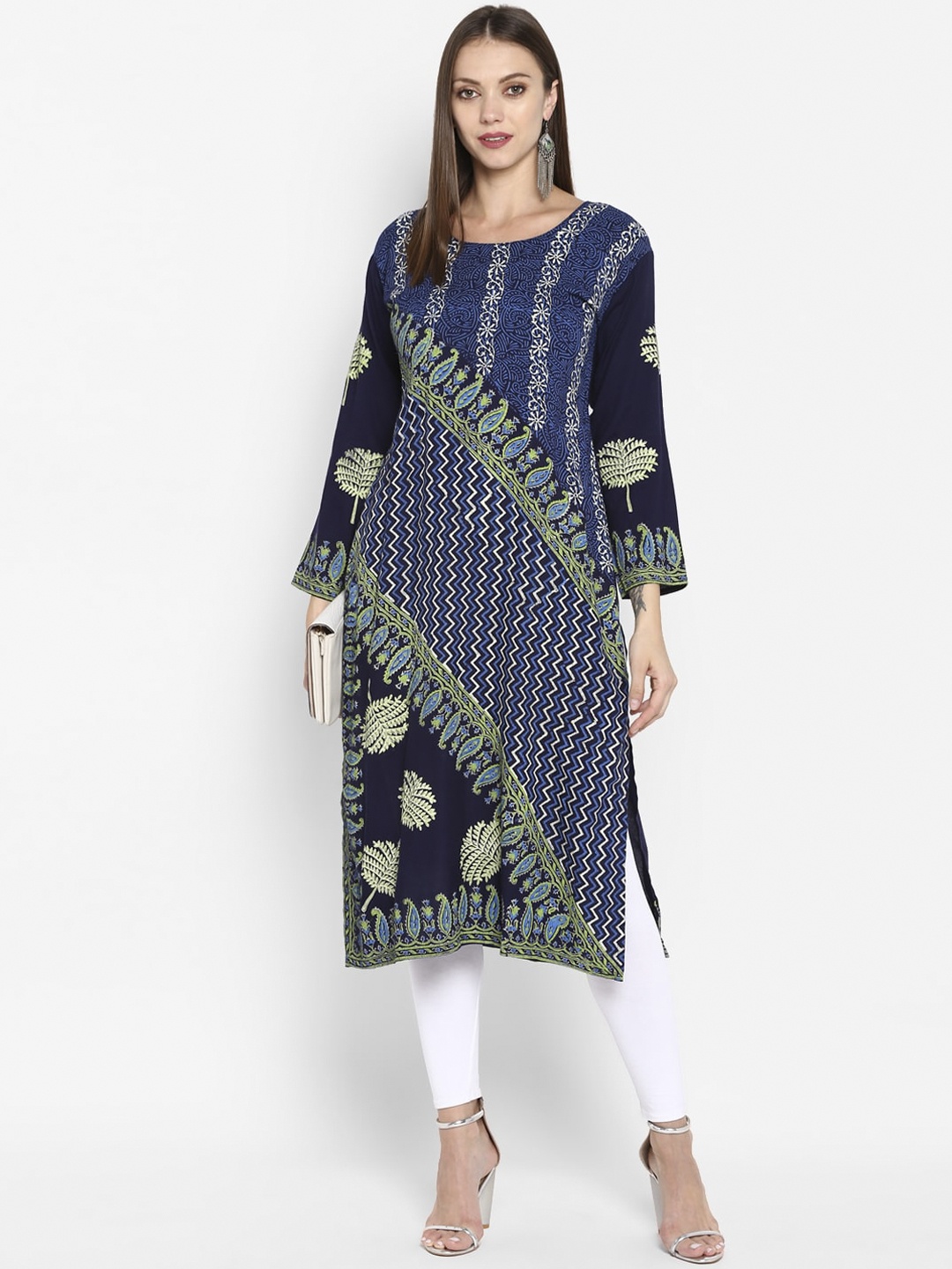 

Varkha Fashion Women Navy Blue Geometric Printed Kurta
