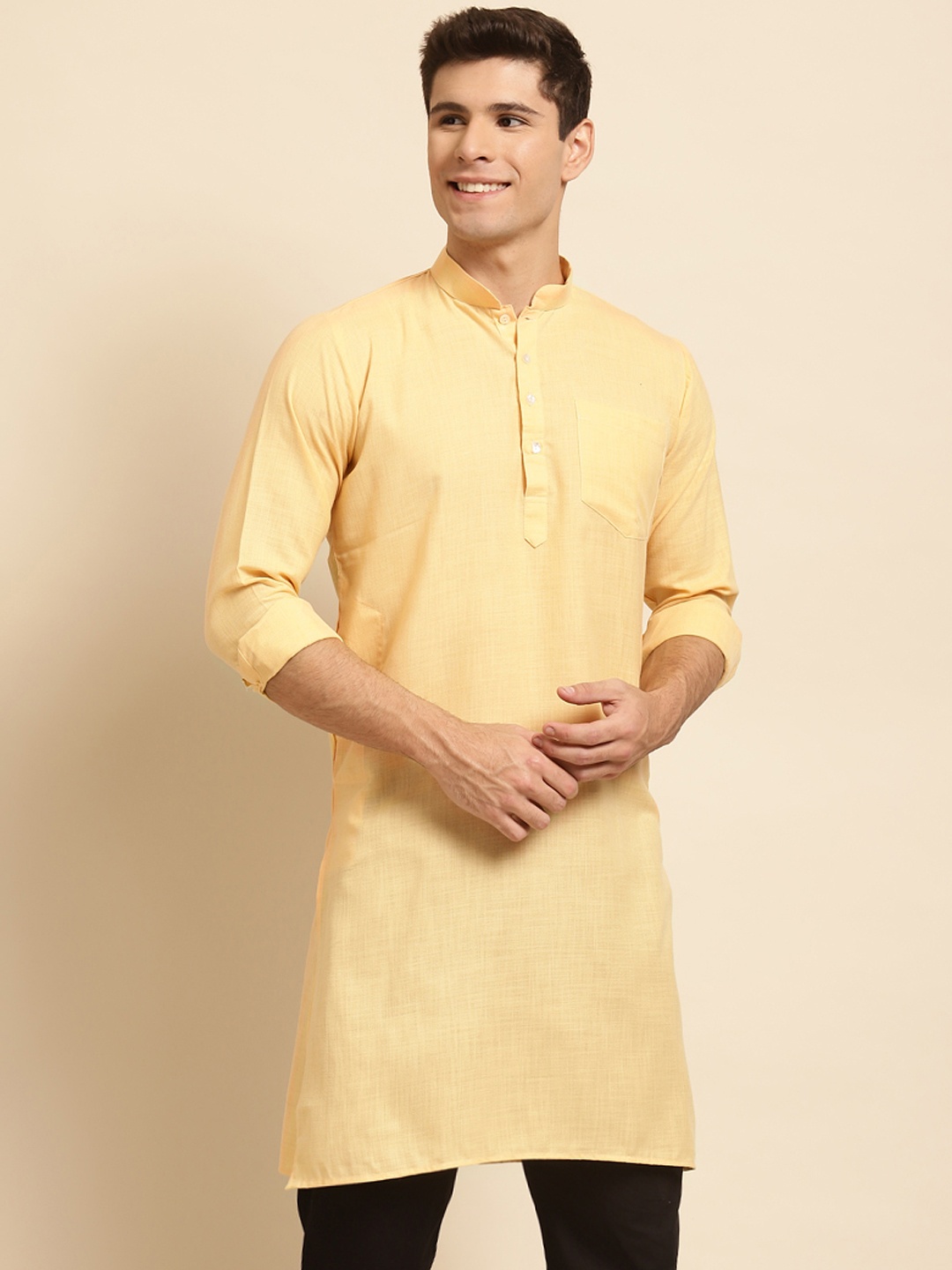 

RAJUBHAI HARGOVINDAS Men Cream-Coloured Solid Straight Kurta