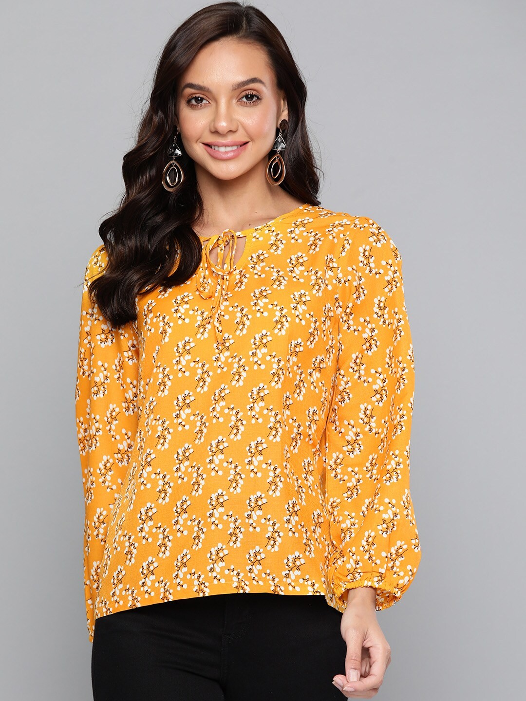 

HERE&NOW Women Mustard Yellow & Off White Print Tie-Up Neck Top
