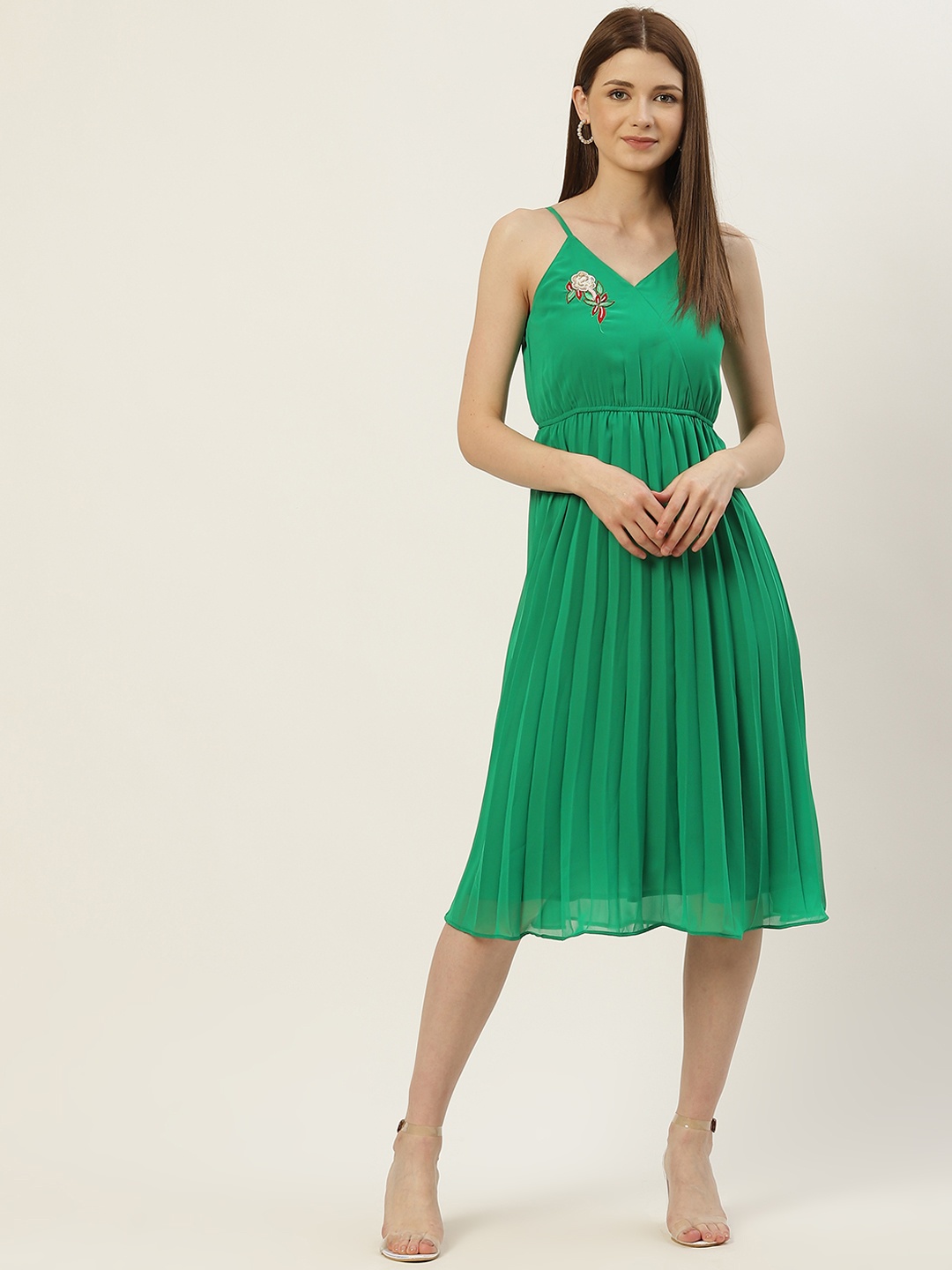 

Slenor Women Green Embroidered A-Line Midi Dress