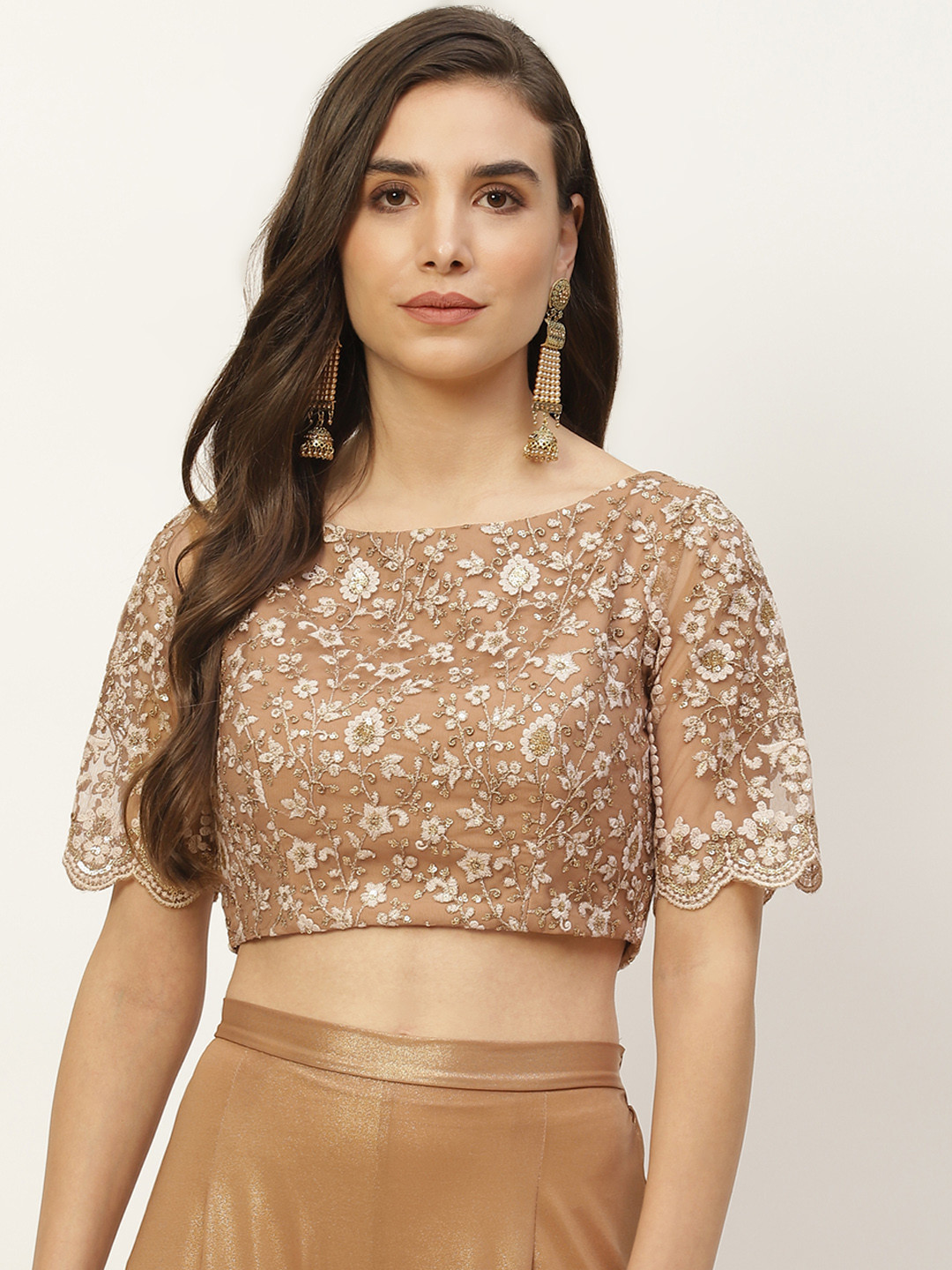 

NDS Niharikaa Designer Studio Beige & Golden Embroidered Padded Readymade Saree Blouse