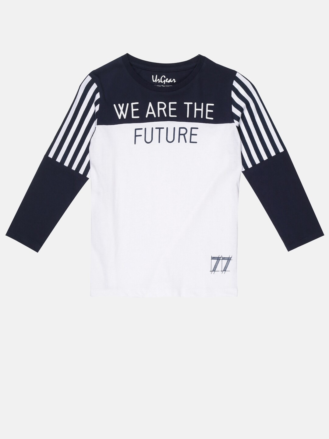 

UrGear Boys Navy Blue & White Colourblocked Outdoor T-shirt
