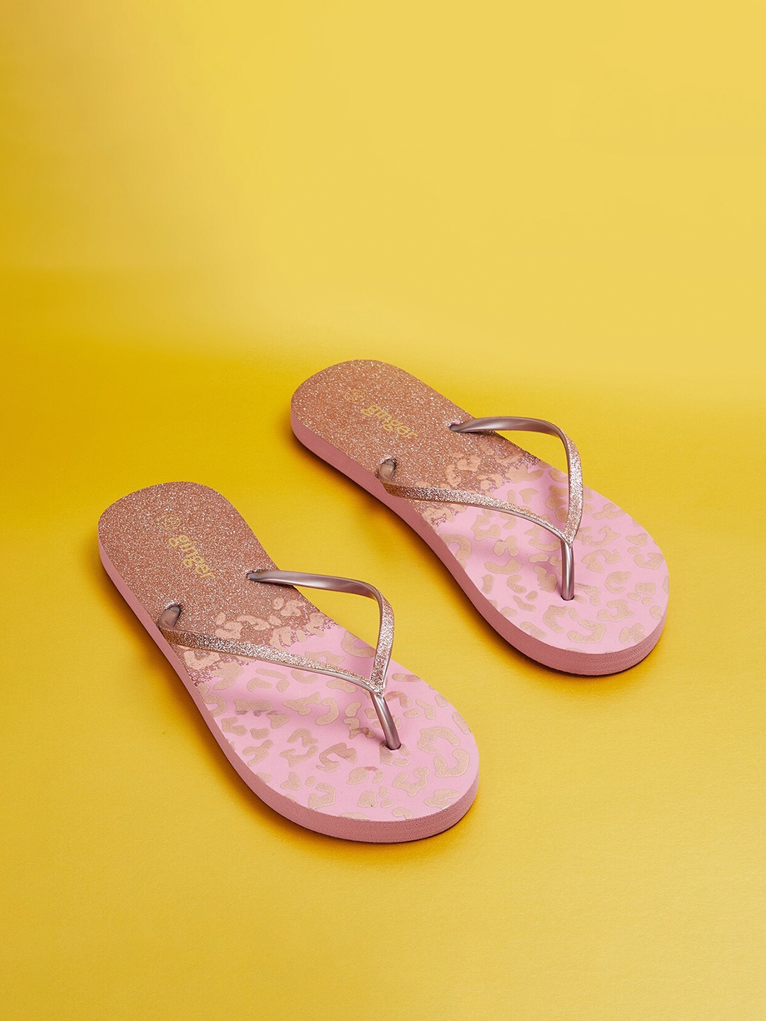

Ginger by Lifestyle Women Beige & Pink Printed Thong Flip-Flops
