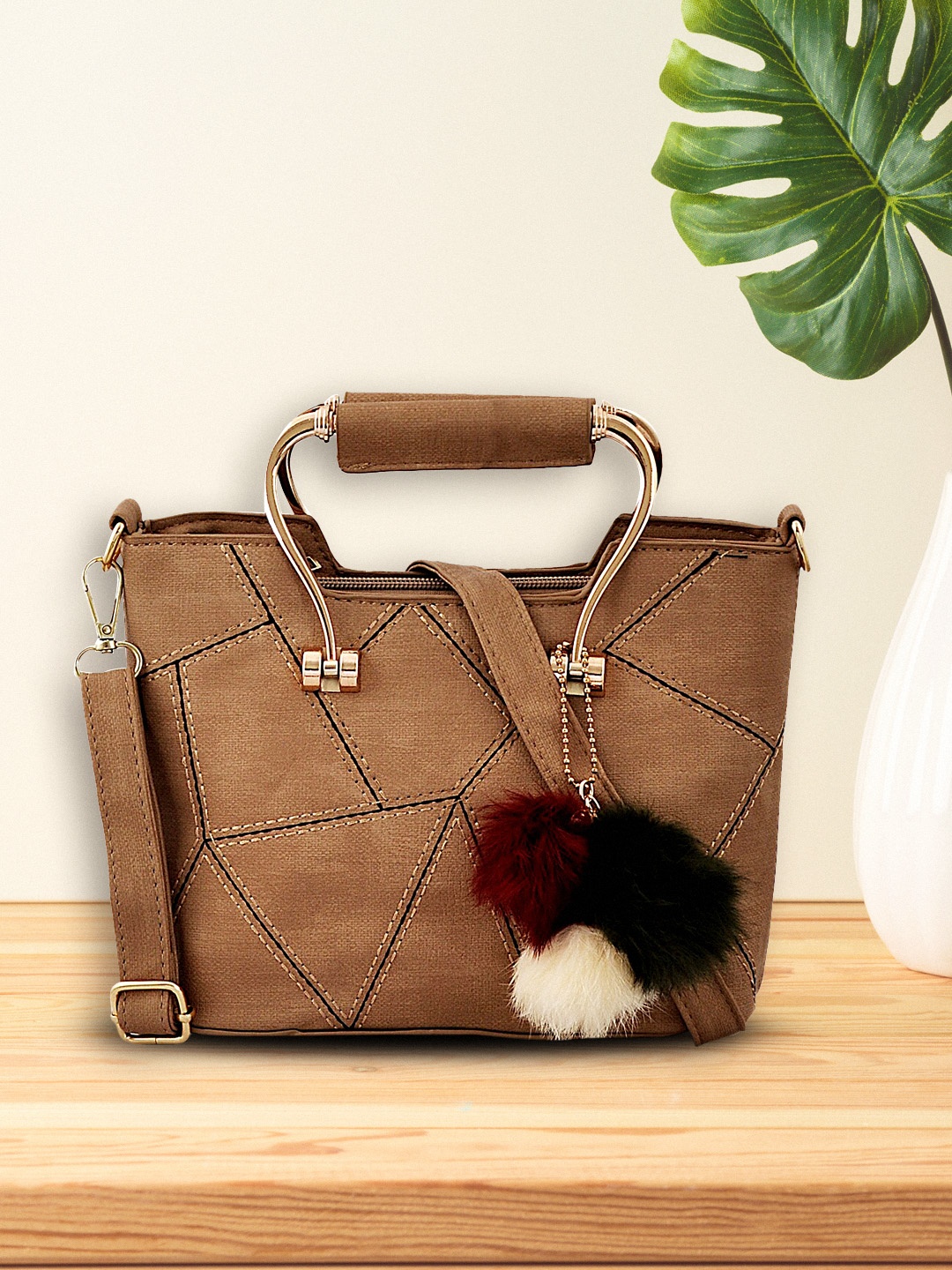 

Pez dorado Brown Textured Structured Handheld Bag