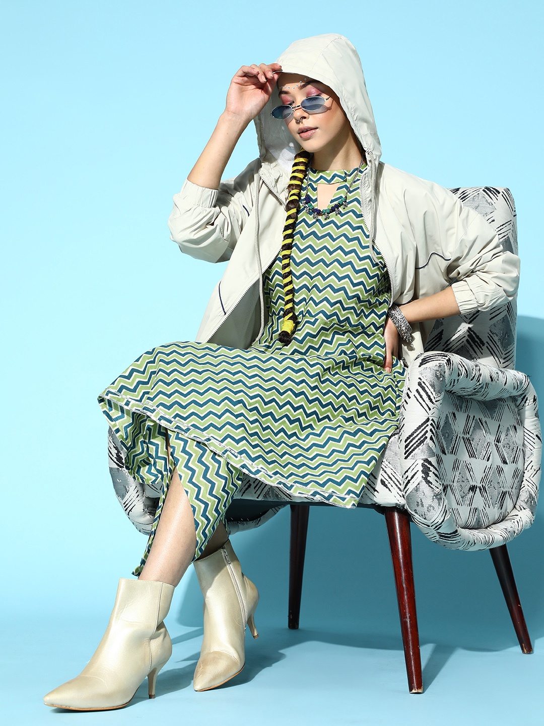 

Indo Era Women Navy Blue Ethnic Motifs Pleated Kurta with Palazzos