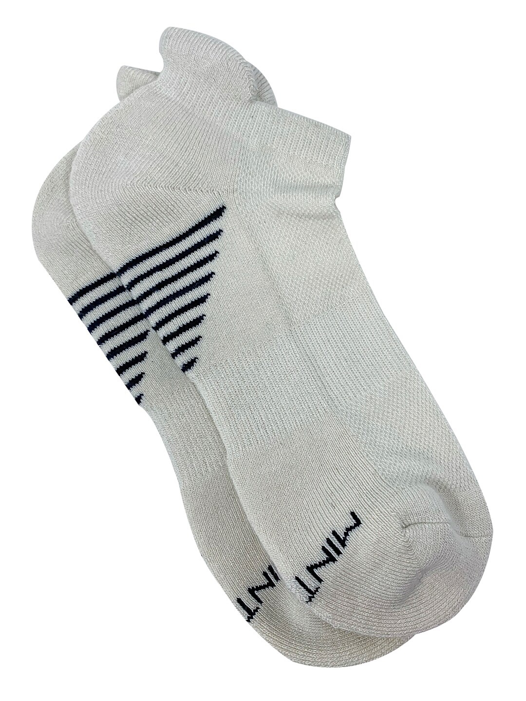 

Mint & Oak Men Off White & Black Patterned Ankle-Length Socks