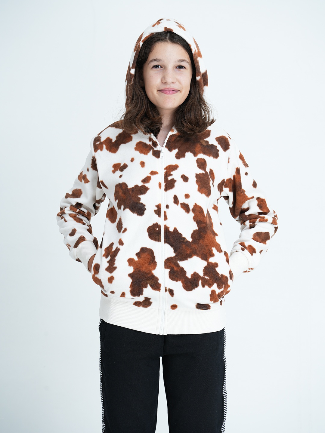 

mackly Unisex Kids White Printed Hooded Sweatshirt