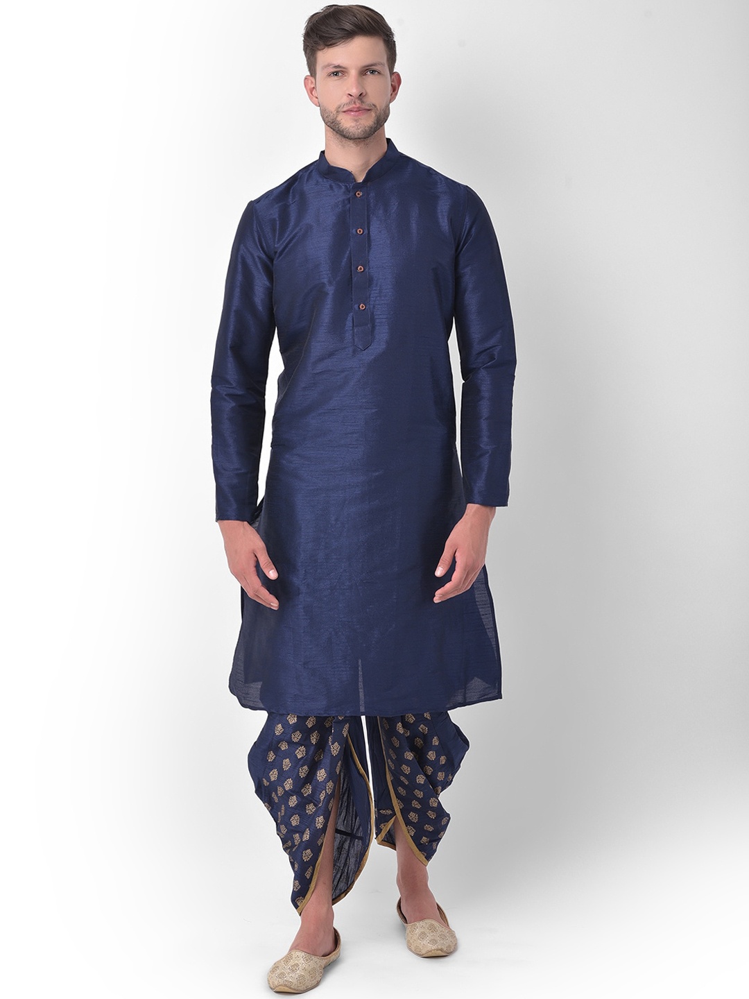 

DEYANN Men Navy Blue & Gold-Coloured Regular Dupion Silk Kurta with Dhoti Pants
