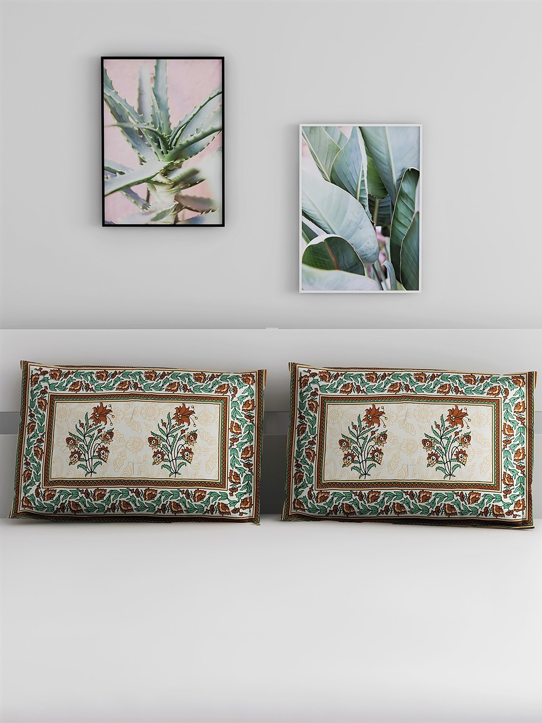

Salona Bichona Set Of 2 Green & Red Printed Pure Cotton 120 TC Pillow Covers