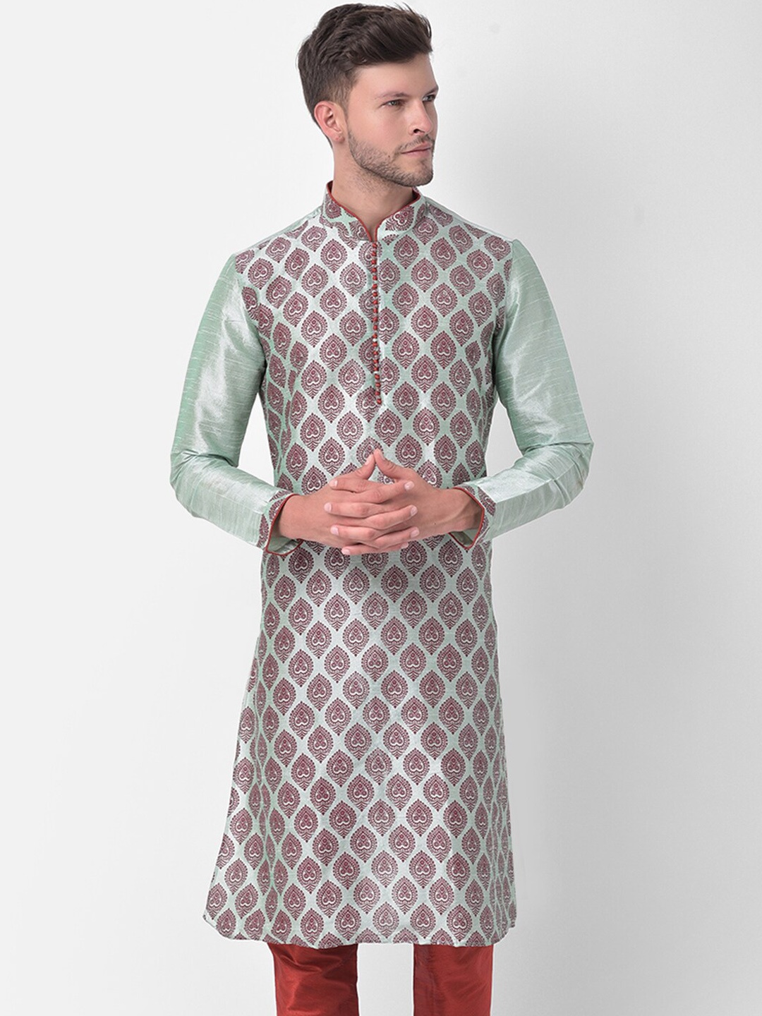 

DEYANN Men Green Ethnic Motifs Printed Regular Dupion Silk Kurta with Churidar