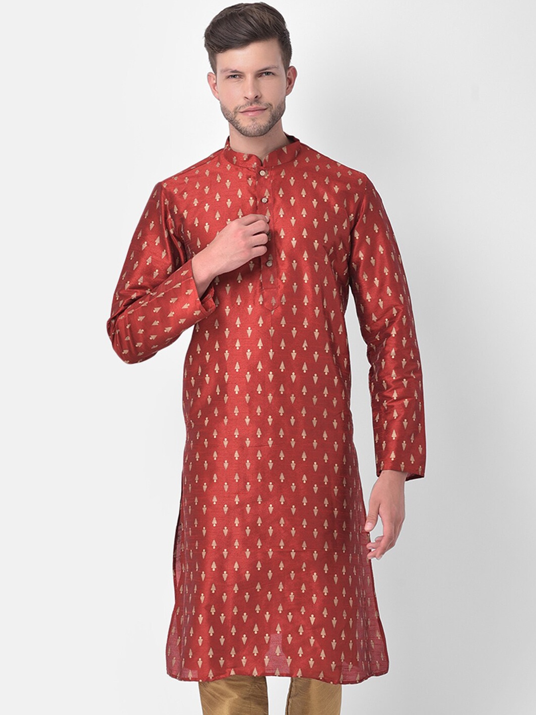 

DEYANN Men Red Regular Dupion Silk Kurta with Churidar