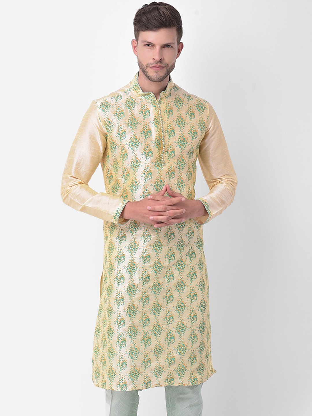 

DEYANN Men Cream-Coloured Ethnic Motifs Regular Dupion Silk Kurta with Pyjamas