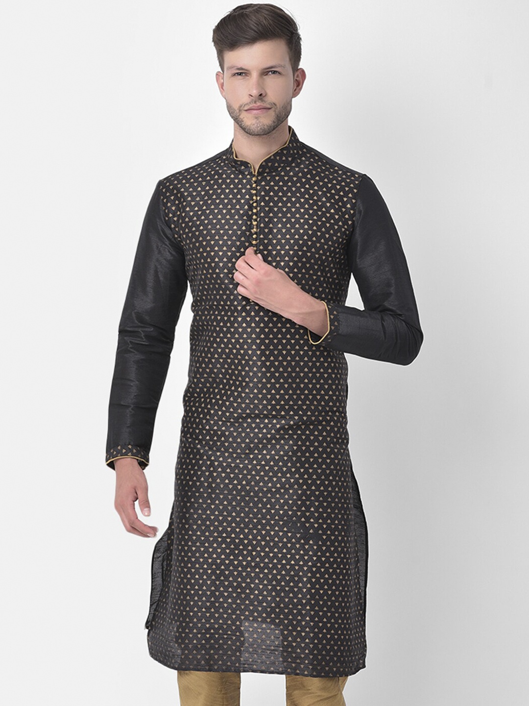 

DEYANN Men Black Regular Dupion Silk Kurta with Churidar