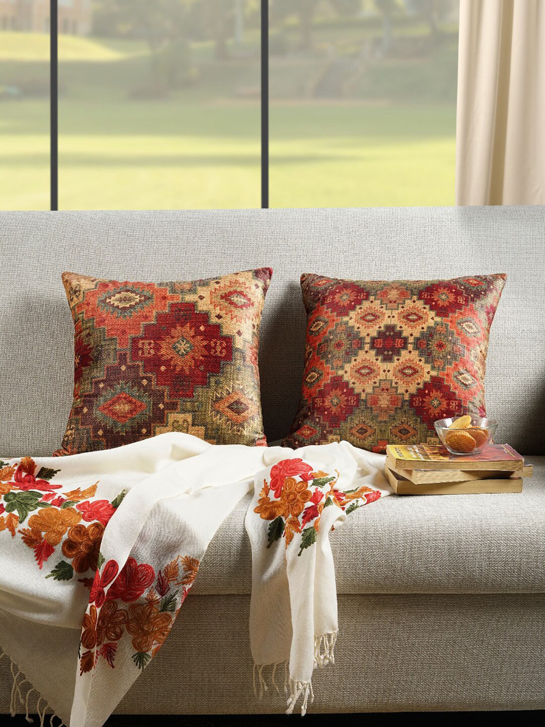 

SWAYAM Brown & Gold-Toned Set of 2 Ethnic Motifs Velvet Square Cushion Covers