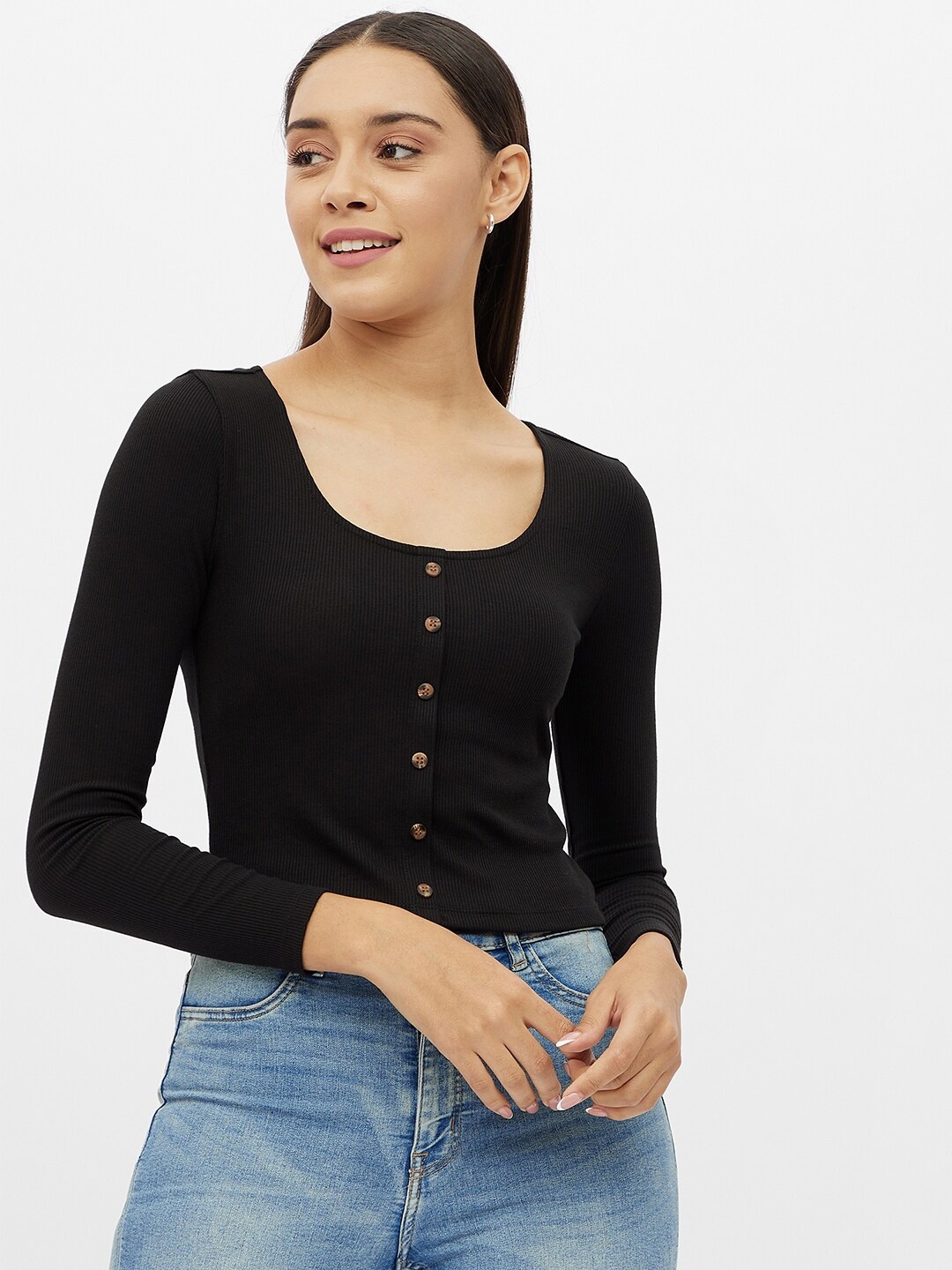 

Harpa Women Black Fitted Top