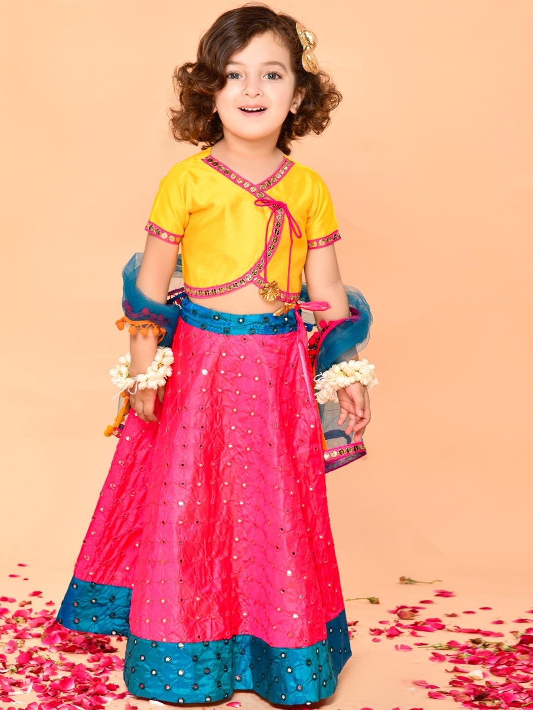 

SAKA DESIGNS Girls Yellow & Magenta Embellished Mirror Work Ready to Wear Lehenga & Blouse With Dupatta