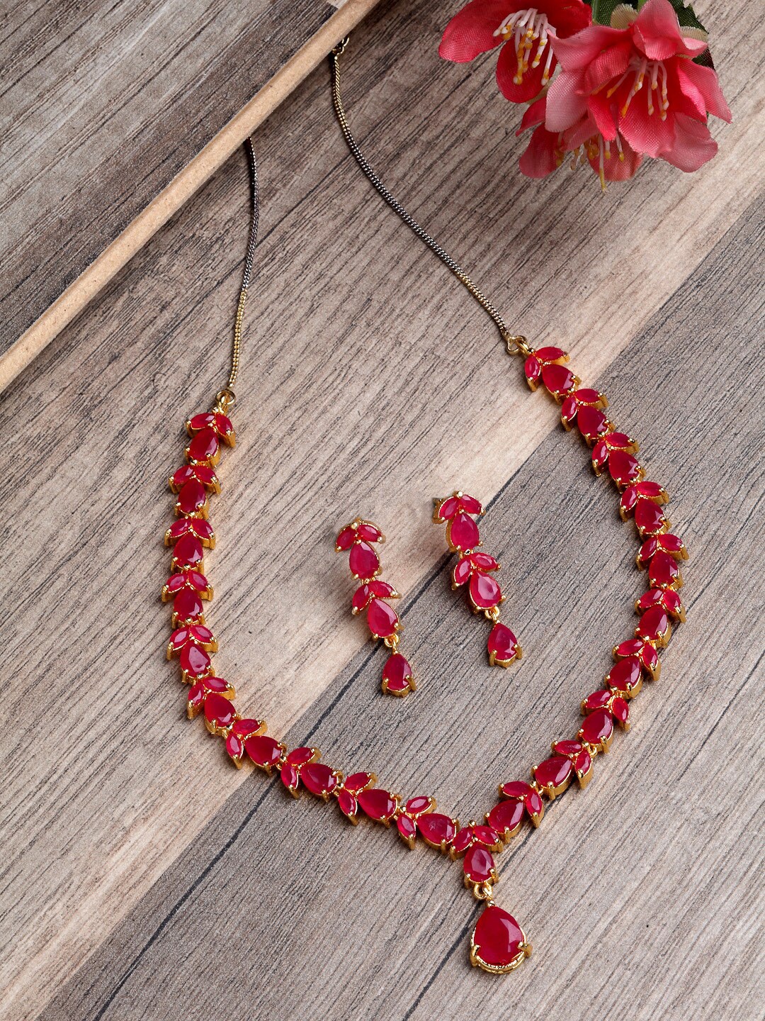 

ZENEME Gold-Plated Red AD-Studded Temple Jewellery Set