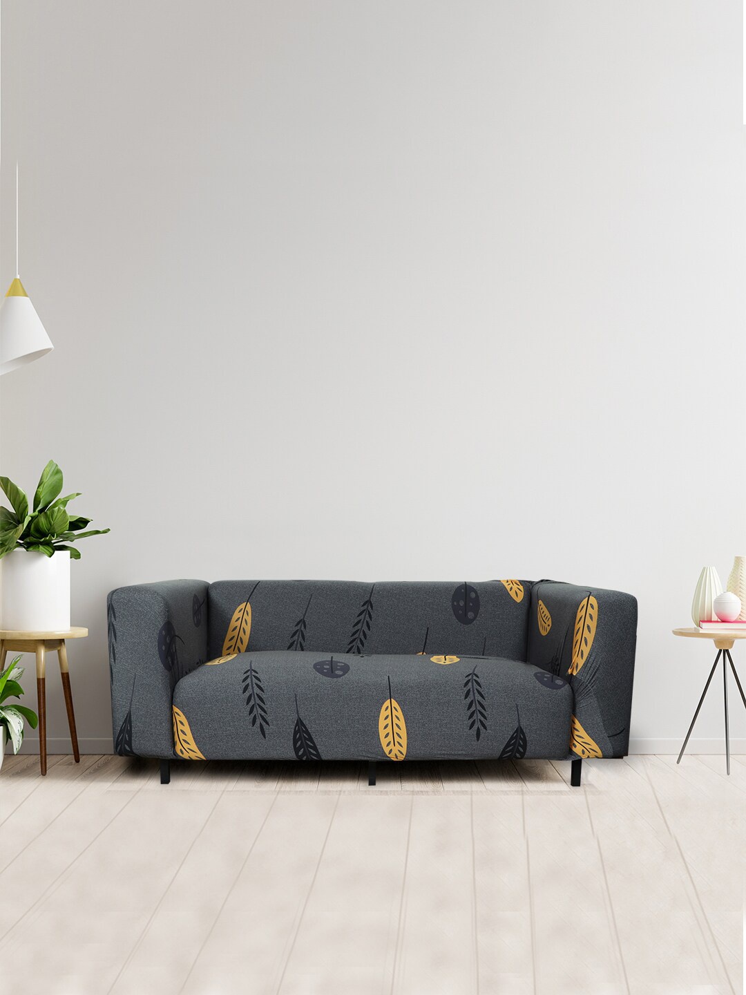 

HOUSE OF QUIRK Grey Printed 3-Seater Stretchable Non-Slip Sofa Cover