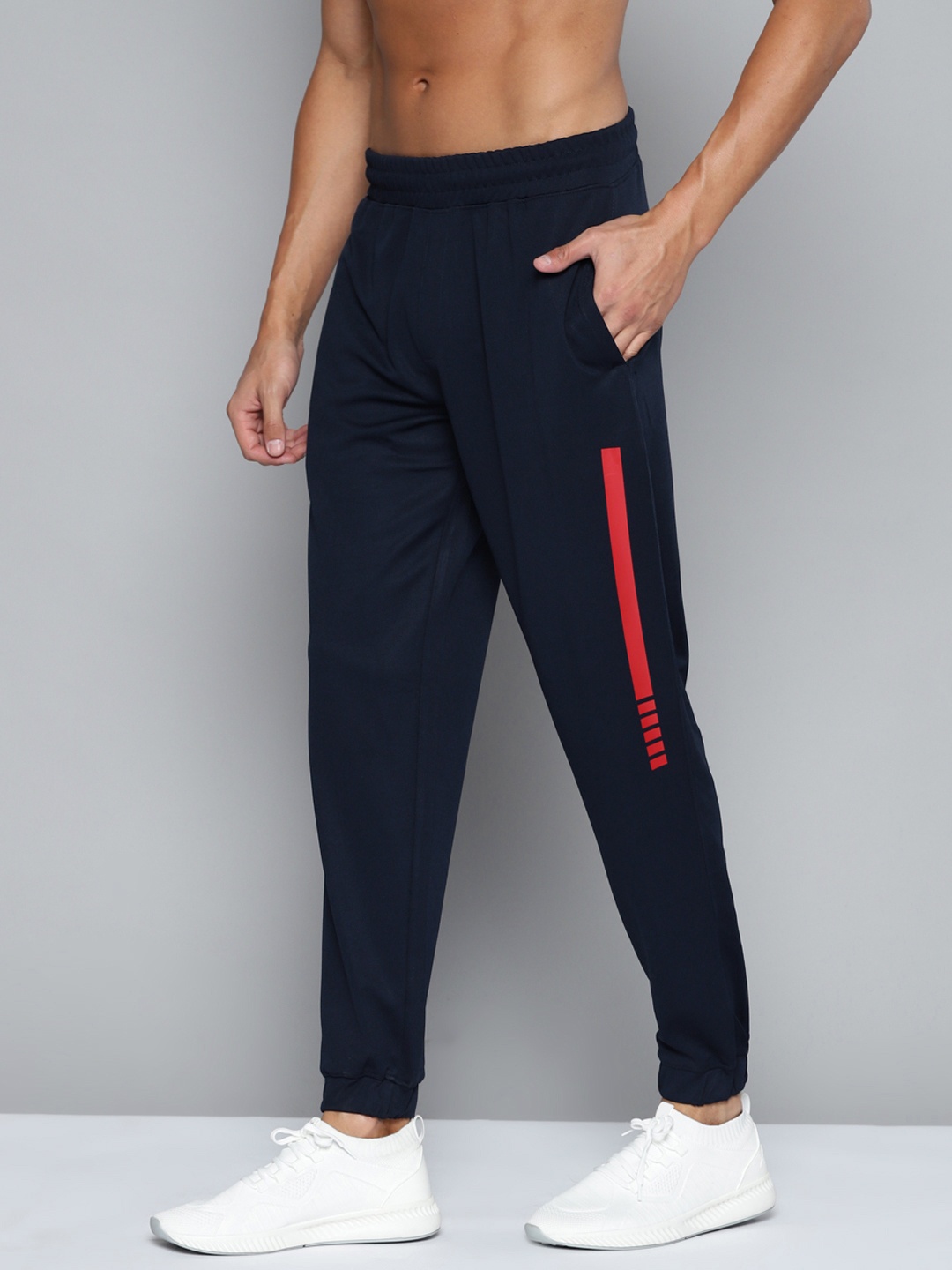 

Slazenger Men Navy Blue Brand Logo Printed Detail Running Joggers