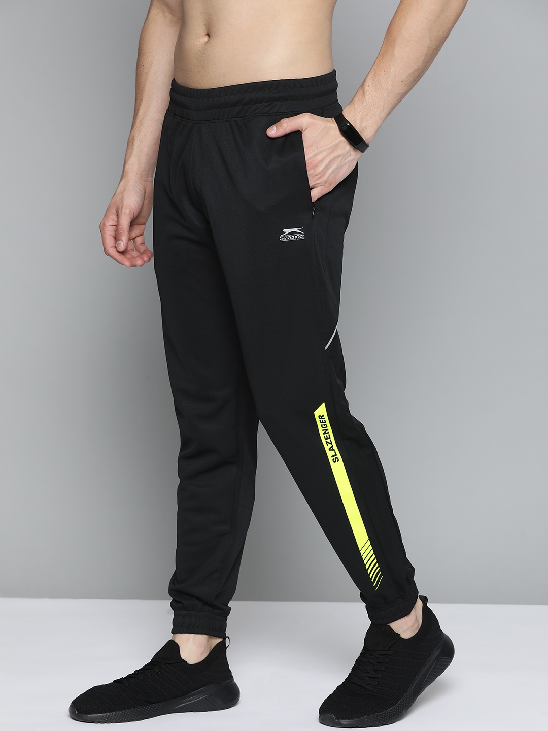 

Slazenger Men Black Brand Logo Printed Running Rapid-Dry Joggers