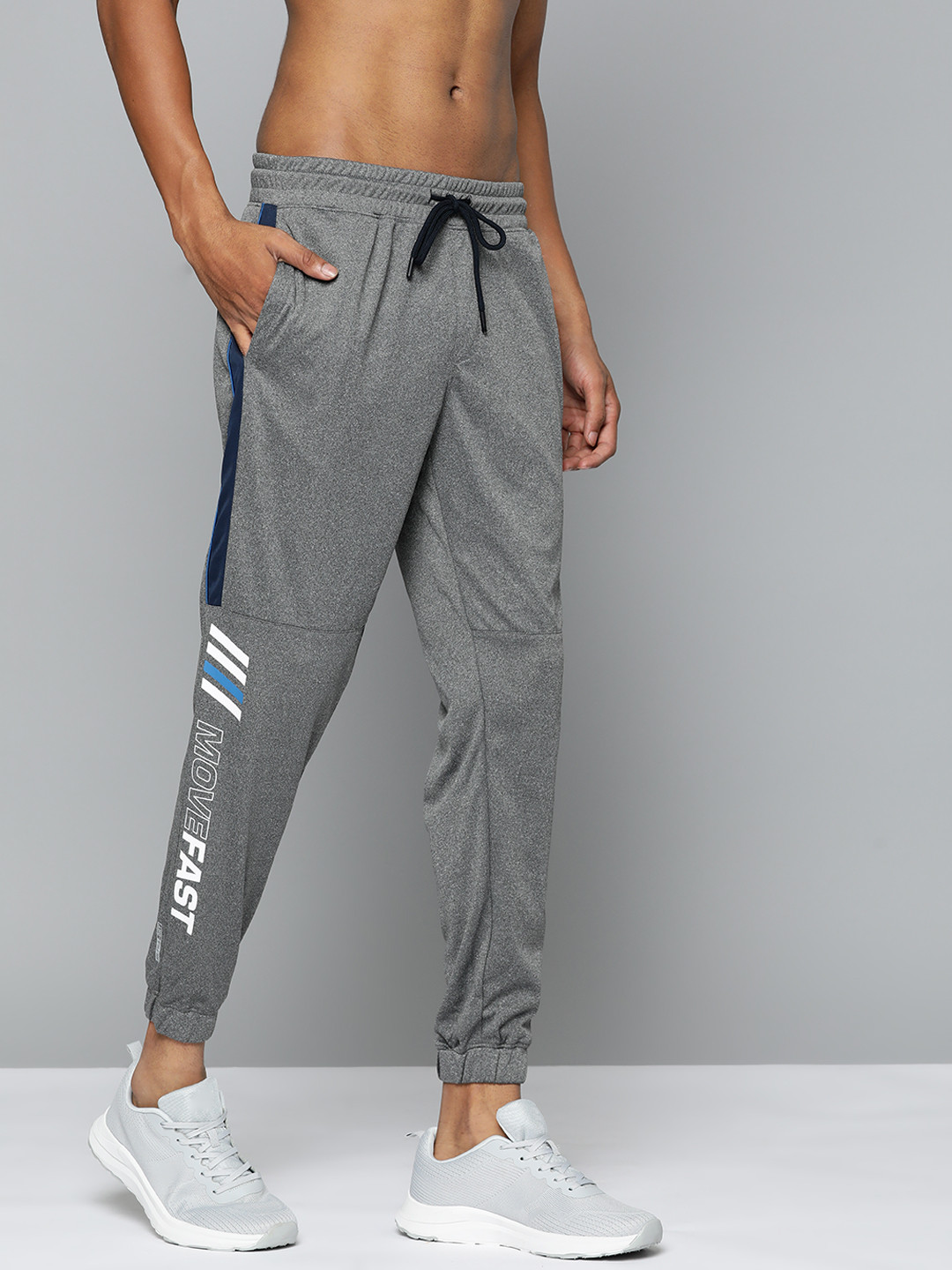 

Slazenger Men Grey Typography Printed Running Joggers