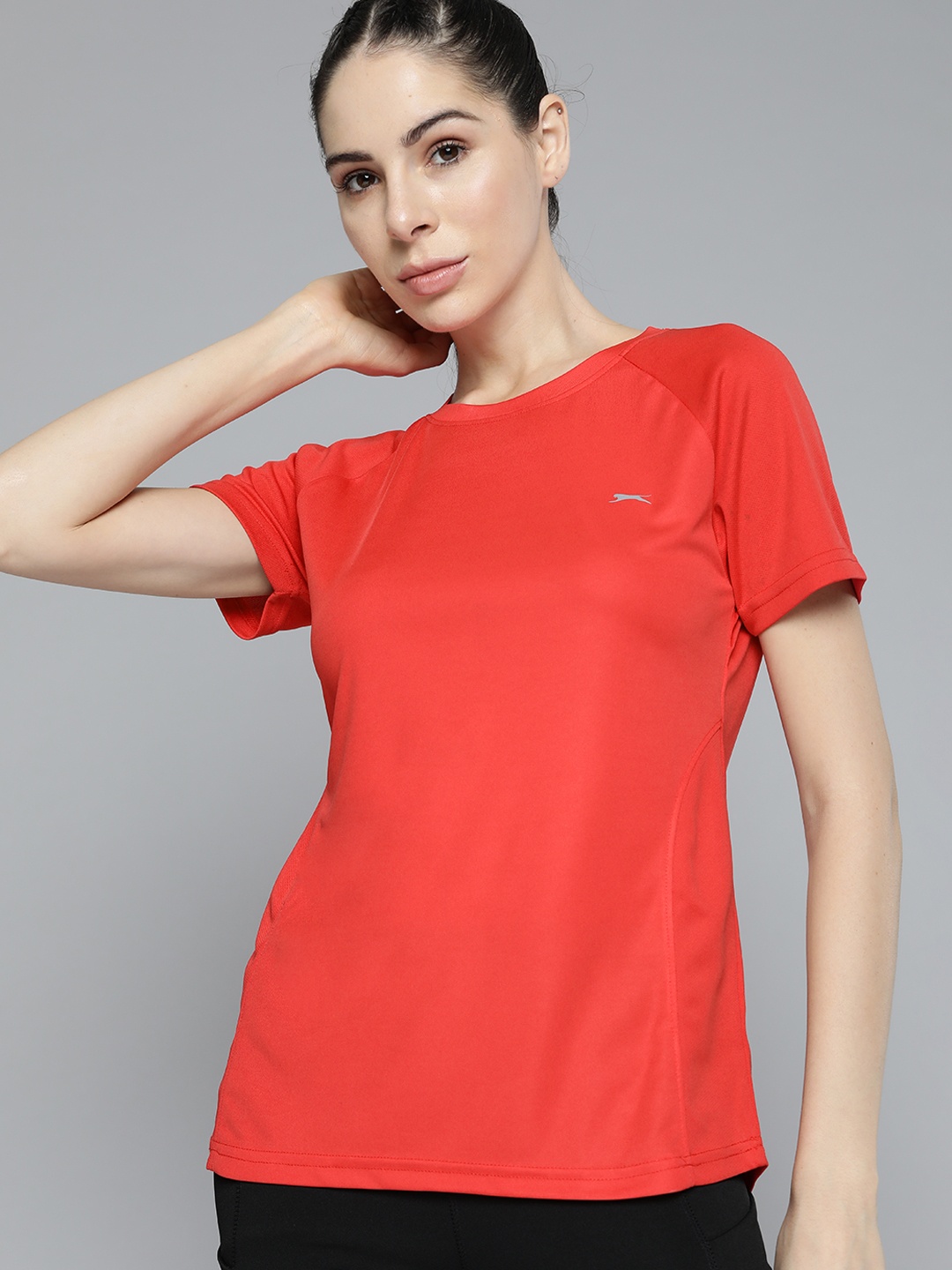 

Slazenger Women Red Slim Fit T-shirt