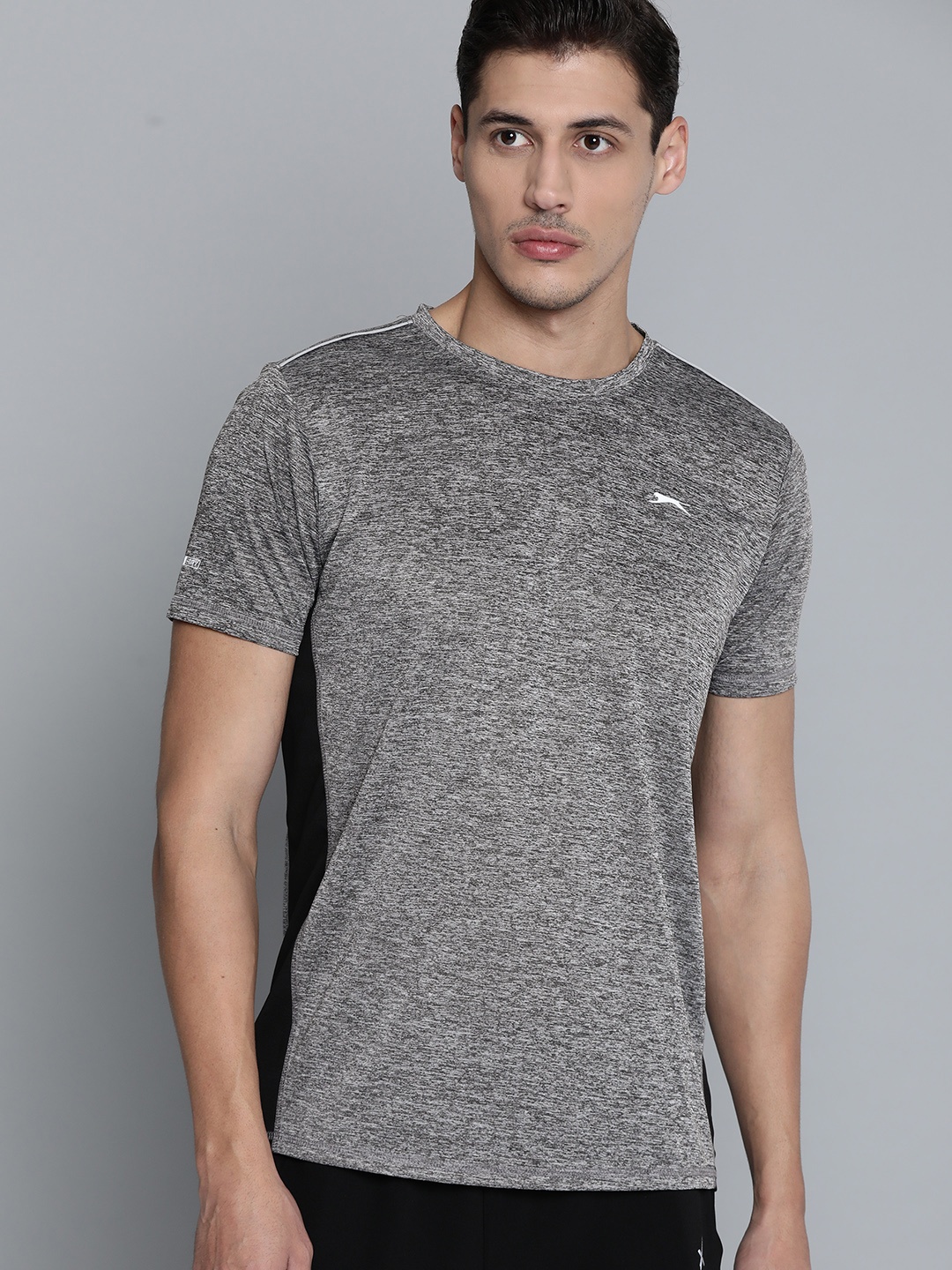 

Slazenger Men Charcoal Grey Solid Rapid-Dry T-shirt