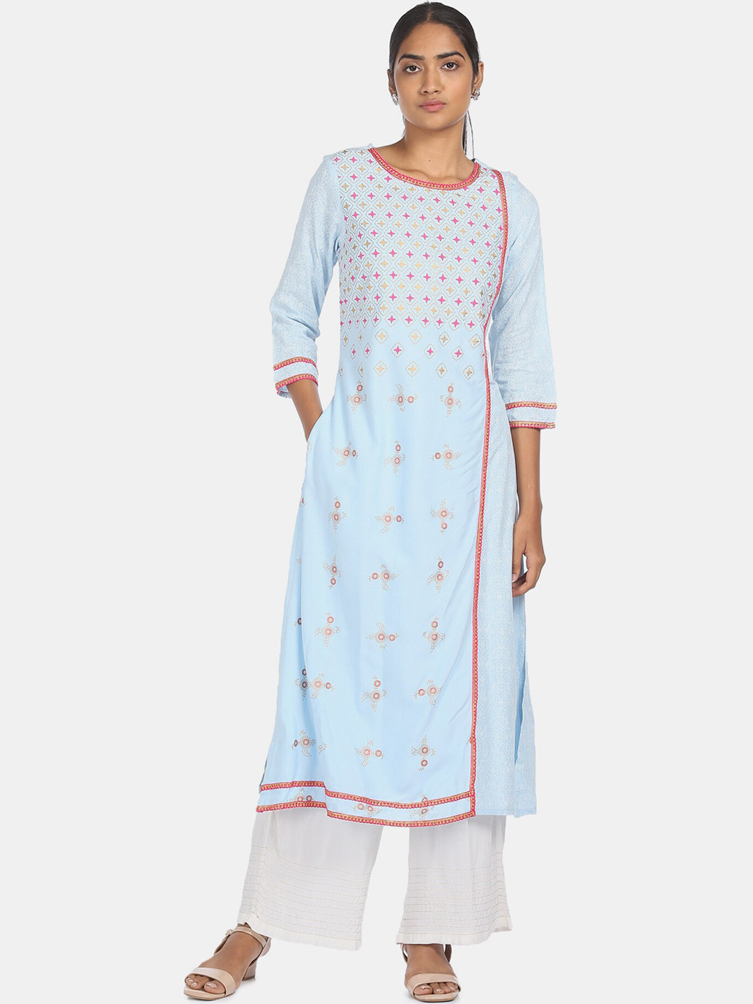 

Anahi Women Blue & Gold-Toned Indie Prints Kurta