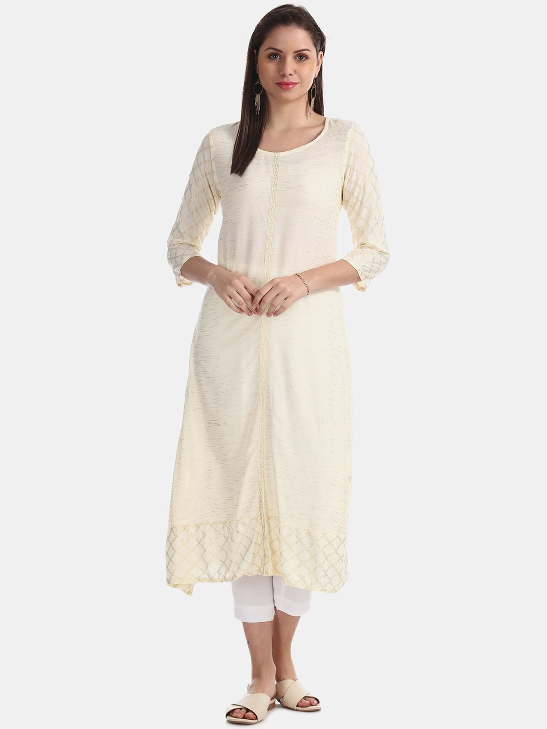 

Anahi Women White Kurta