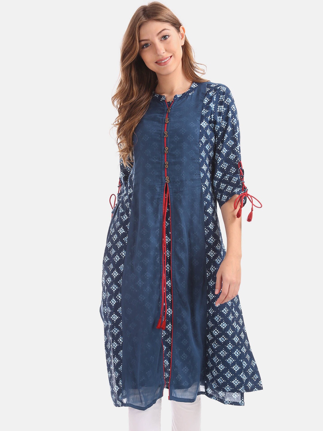 

Anahi Women Blue Ethnic Motifs Printed Cotton Layered Kurta