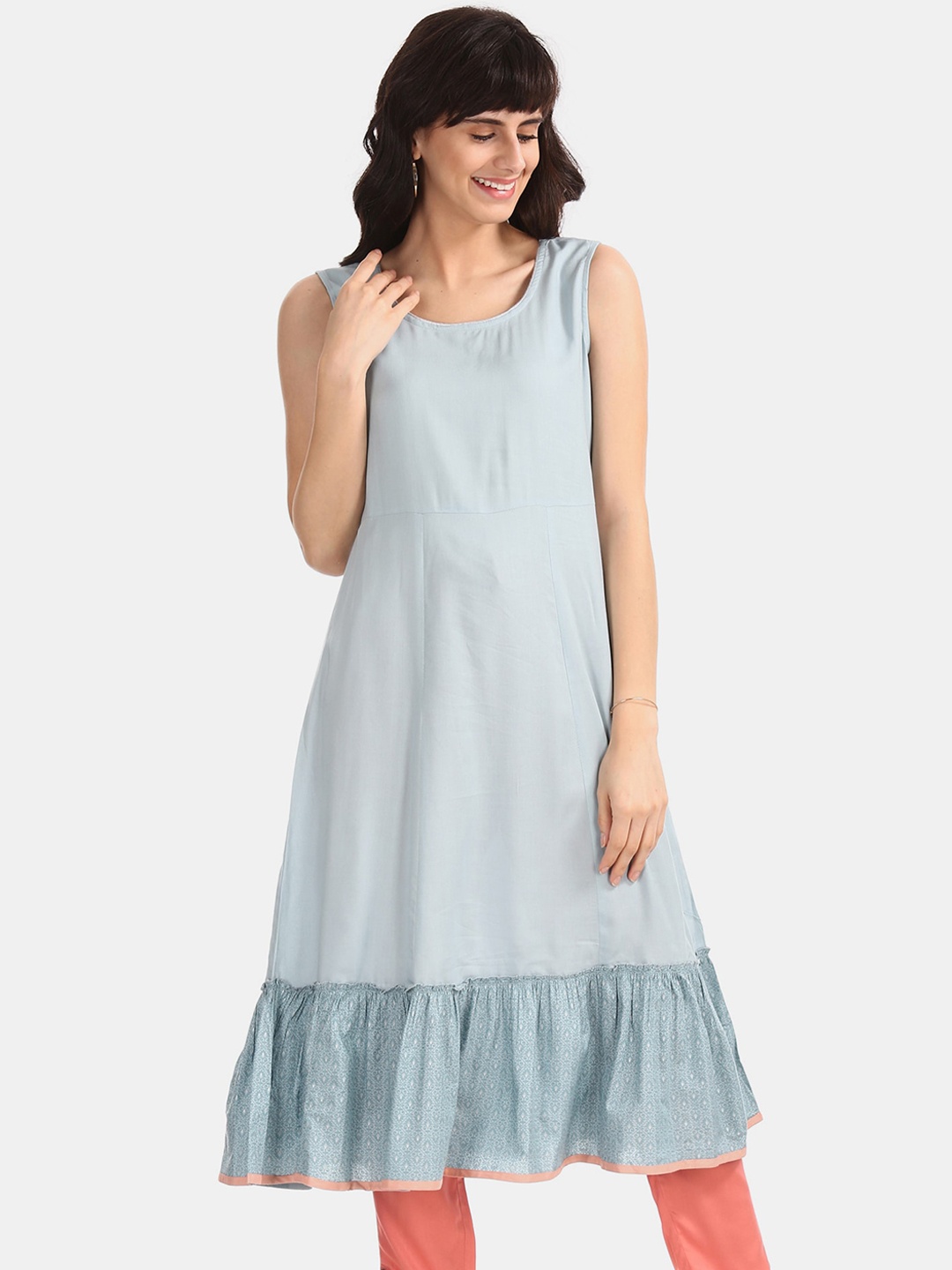 

Anahi Women Blue Layered Kurta