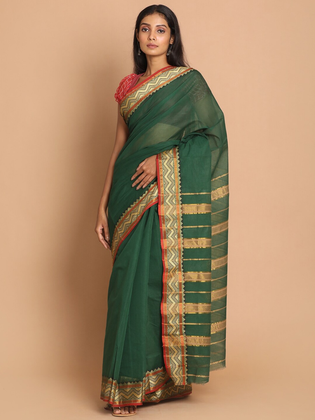 

Saranee Green Solid Pure Cotton Saree