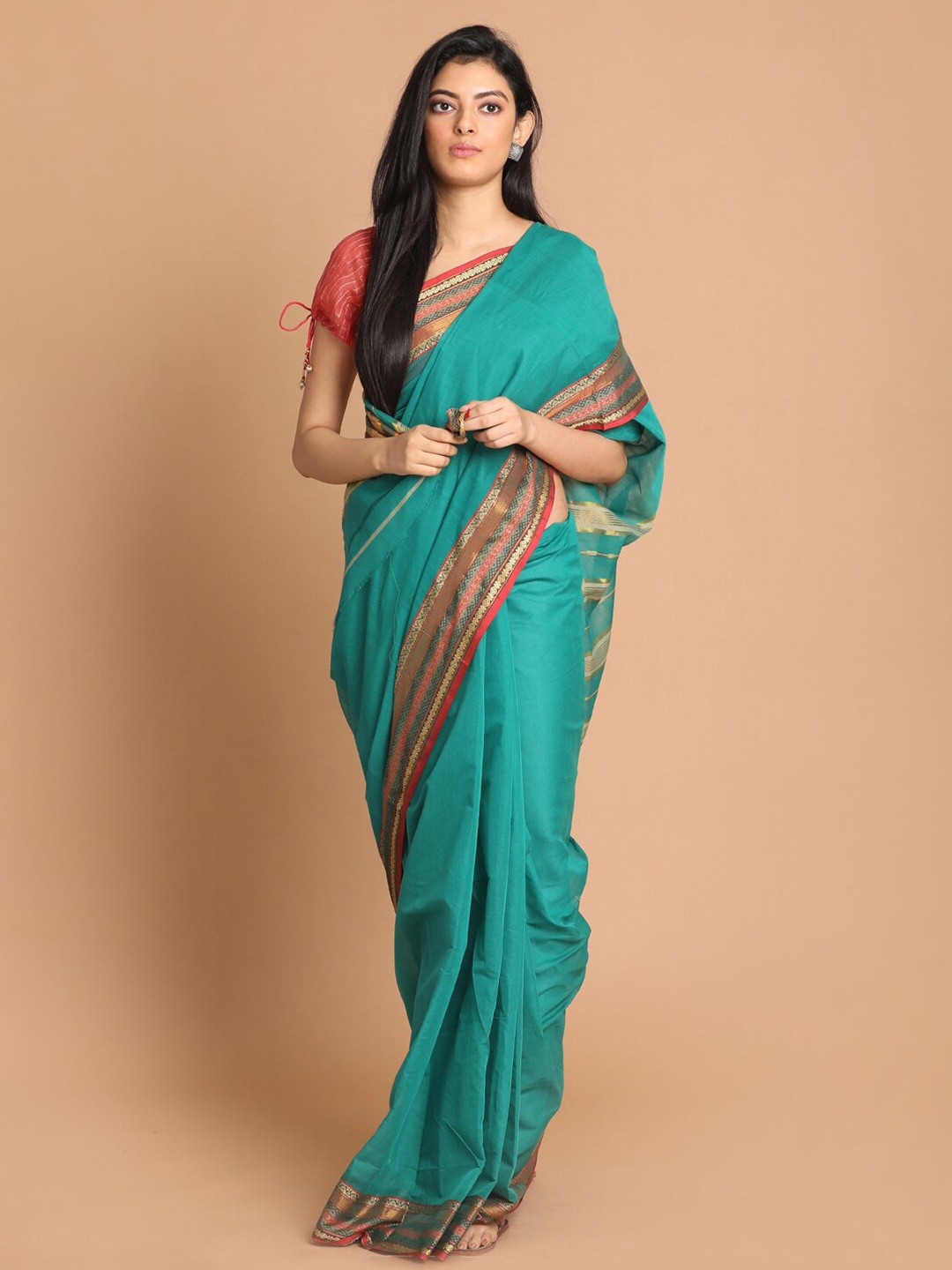 

Saranee Green Solid Pure Cotton Saree