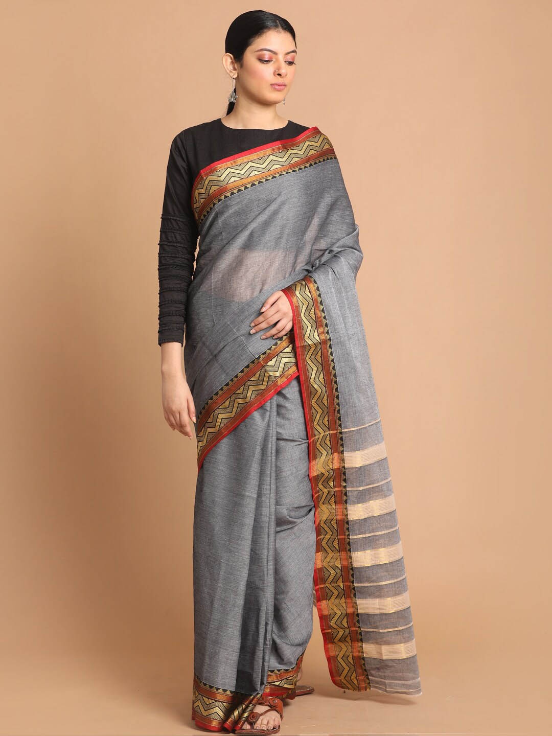 

Saranee Grey & Red Zari Pure Cotton Saree