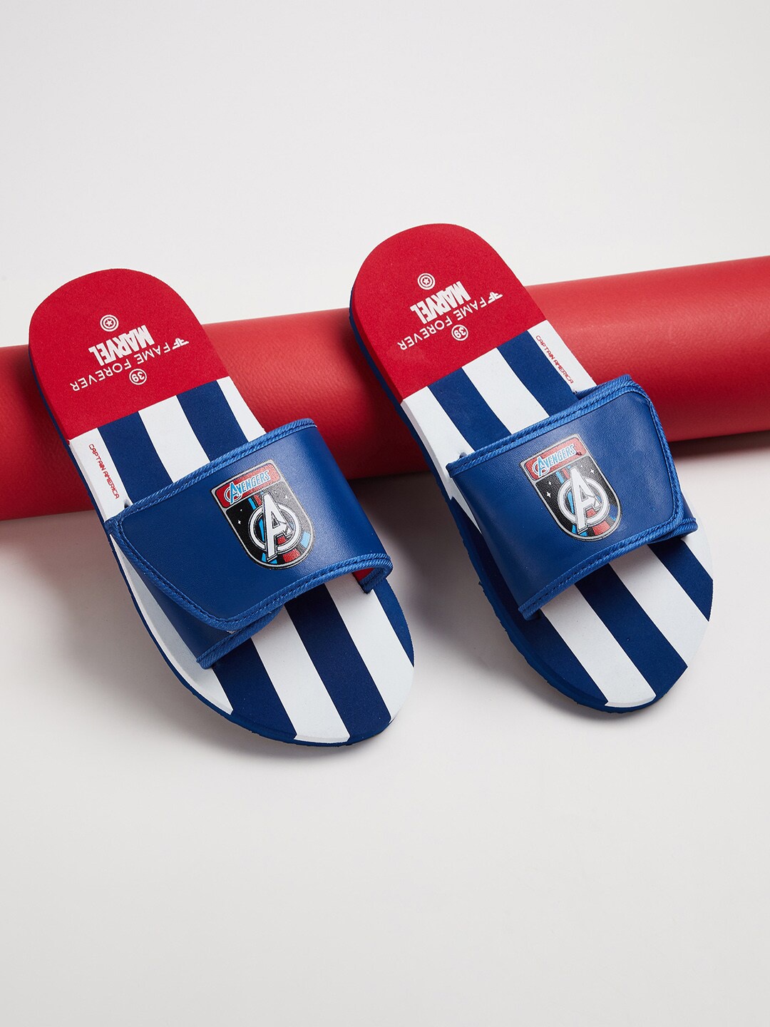 

Fame Forever by Lifestyle Boys Blue & Red Colourblocked Sliders