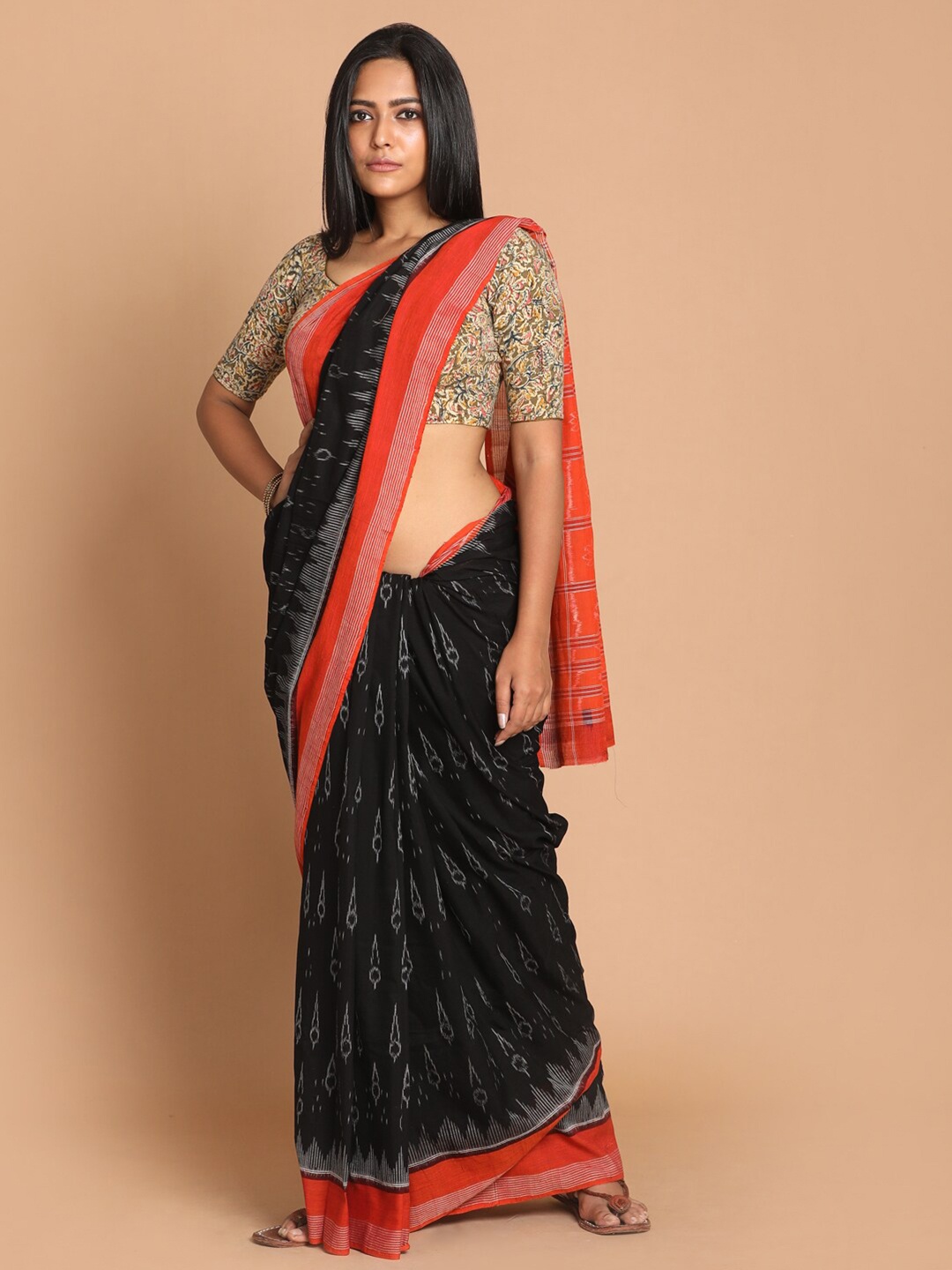 

Indethnic Black & Red Ethnic Motifs Pure Cotton Sambalpuri Saree
