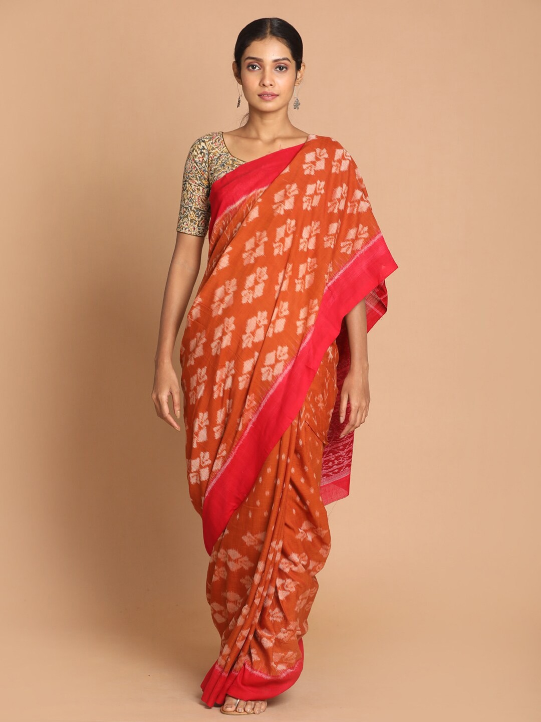 

Indethnic Brown & Red Printed Pure Cotton Sambalpuri Saree