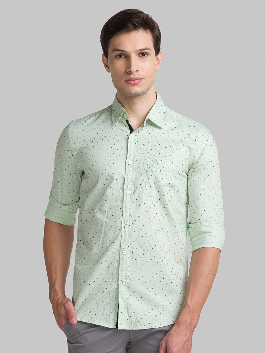 

Parx Men Green Slim Fit Opaque Printed Cotton Casual Shirt