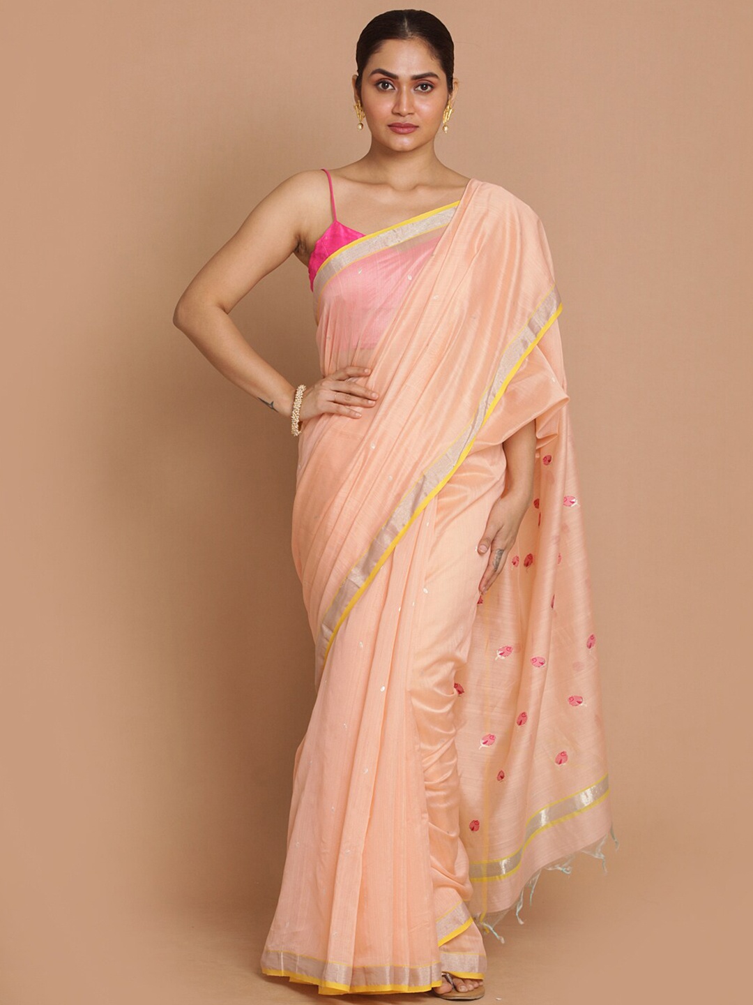 

Indethnic Peach-Coloured & Magenta Floral Zari Silk Cotton Chanderi Saree