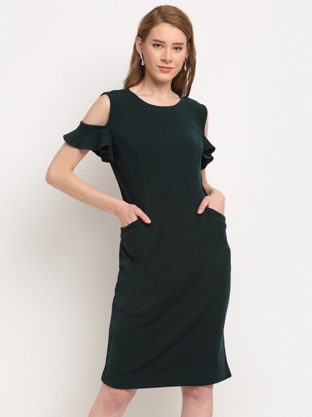 

Crozo By Cantabil Women Green Solid Round Neck Sheath Dress