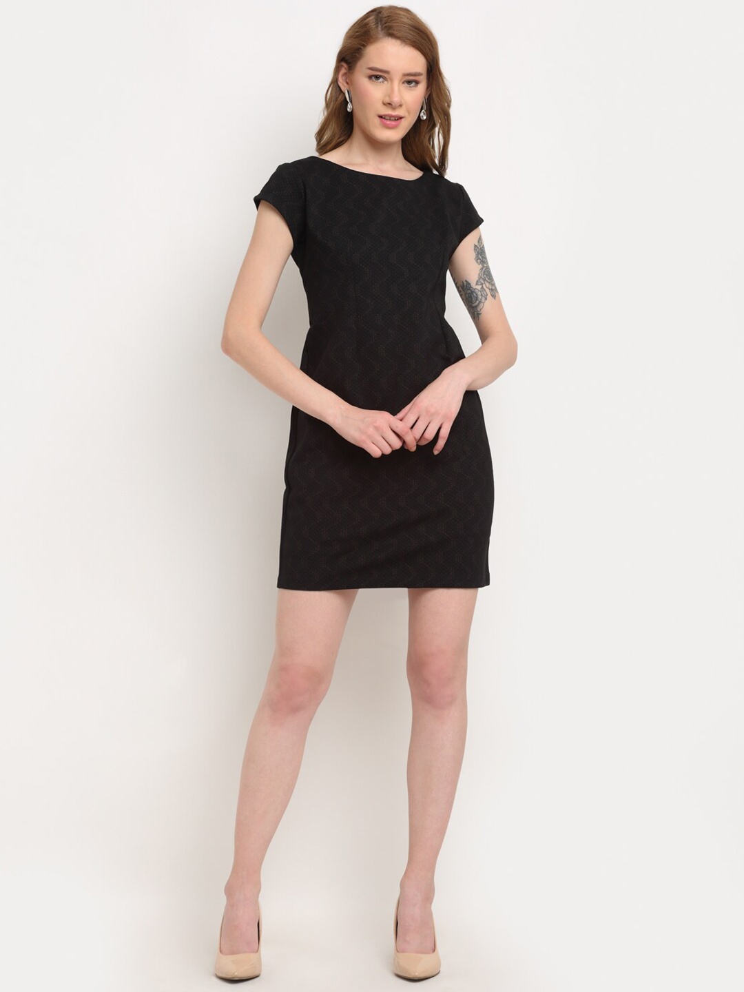 

Crozo By Cantabil Black A-Line Dress