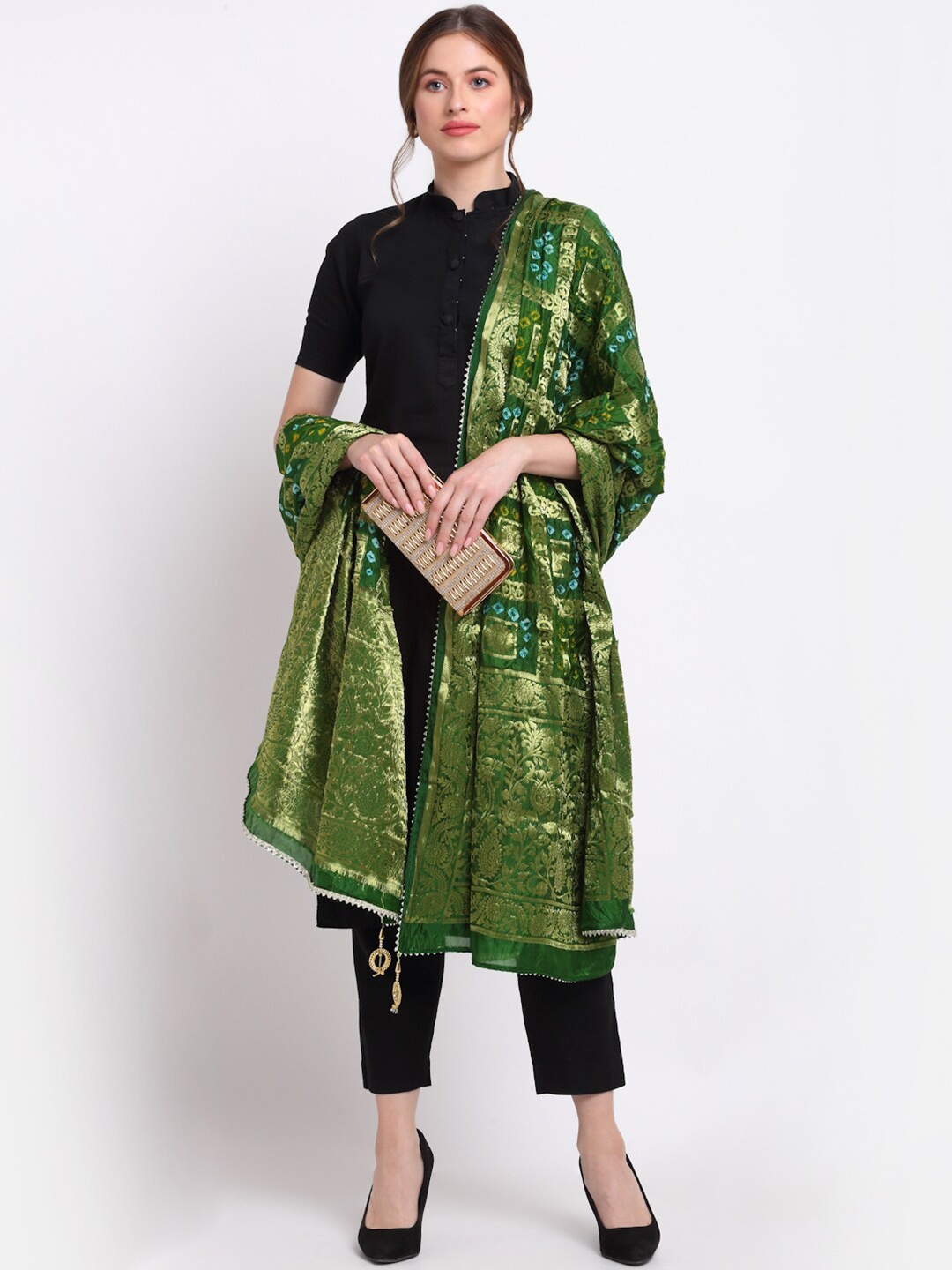 

SOUNDARYA Green & Gold-Coloured Woven Design Bandhani Dupatta with Zari