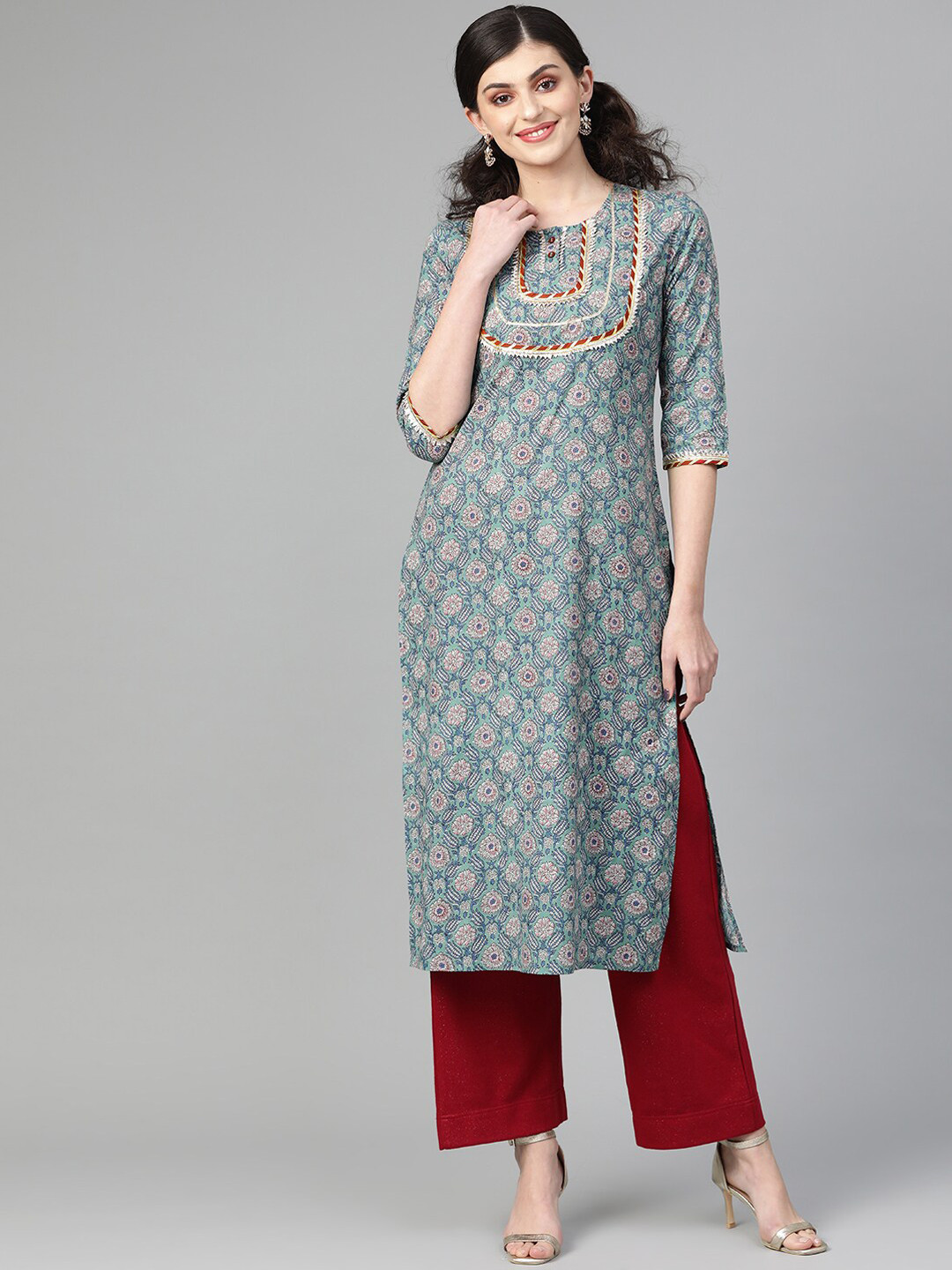 

Varanga Women Green & Pink Floral Printed Kurta